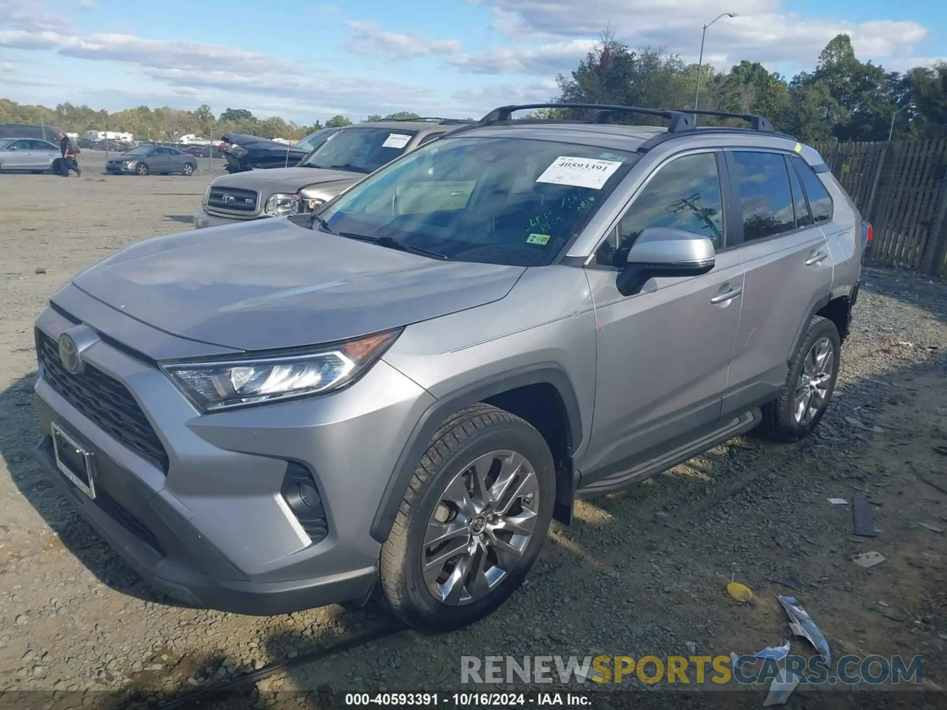 2 Фотография поврежденного автомобиля JTMA1RFV3KD510282 TOYOTA RAV4 2019