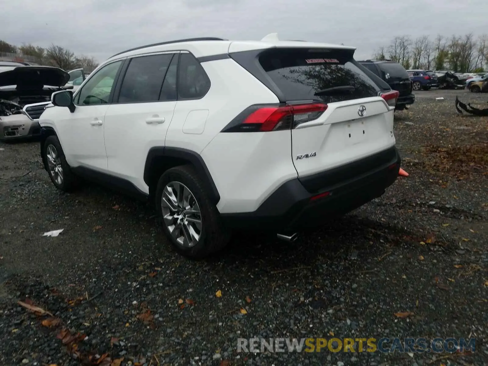 3 Photograph of a damaged car JTMA1RFV3KD510833 TOYOTA RAV4 2019