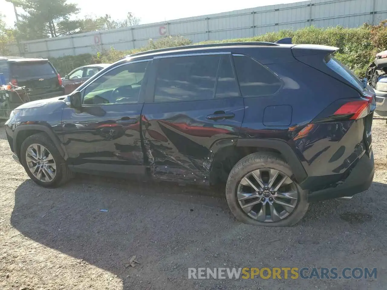 2 Фотография поврежденного автомобиля JTMA1RFV4KD026623 TOYOTA RAV4 2019