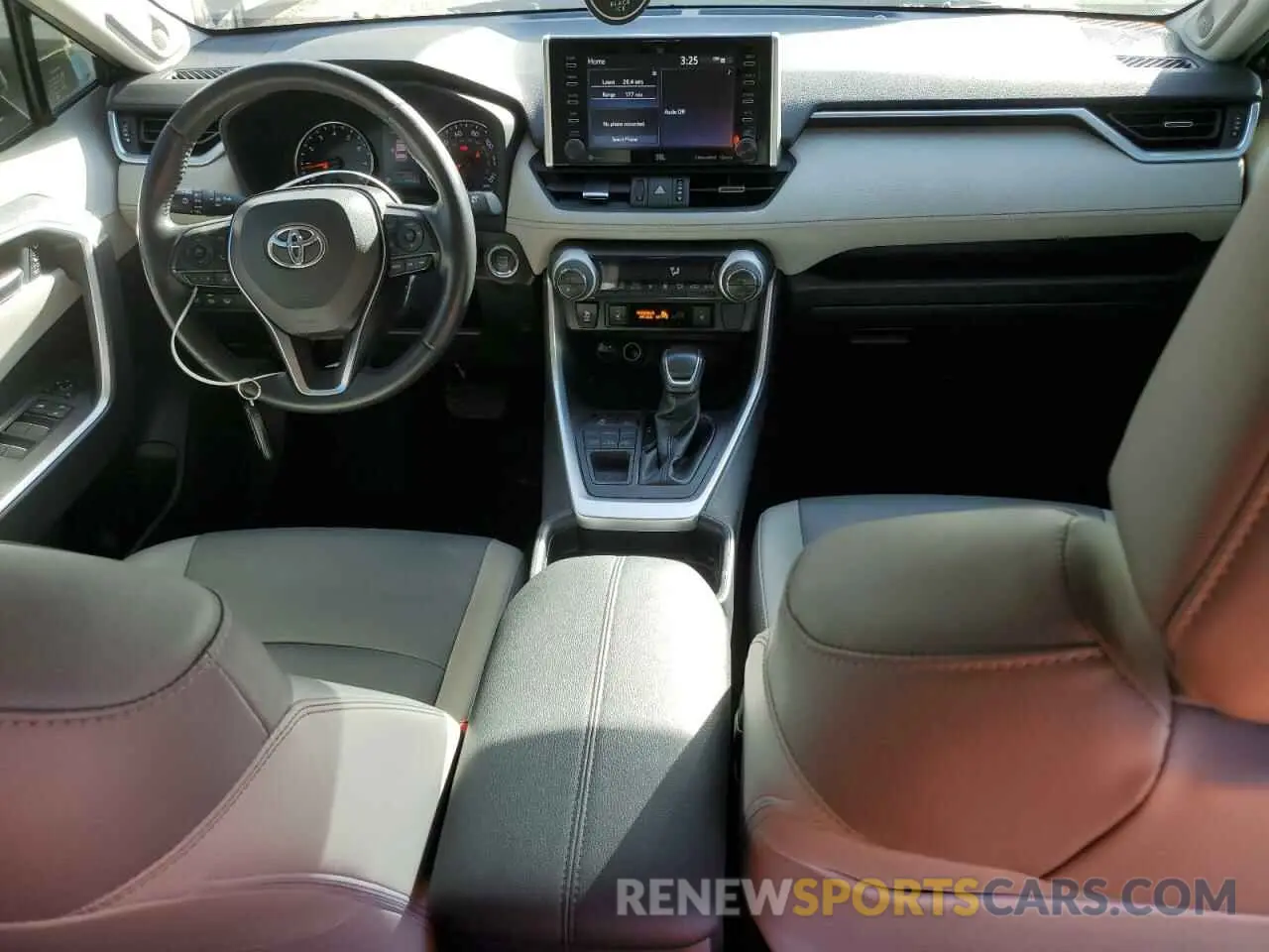 8 Фотография поврежденного автомобиля JTMA1RFV4KD026623 TOYOTA RAV4 2019