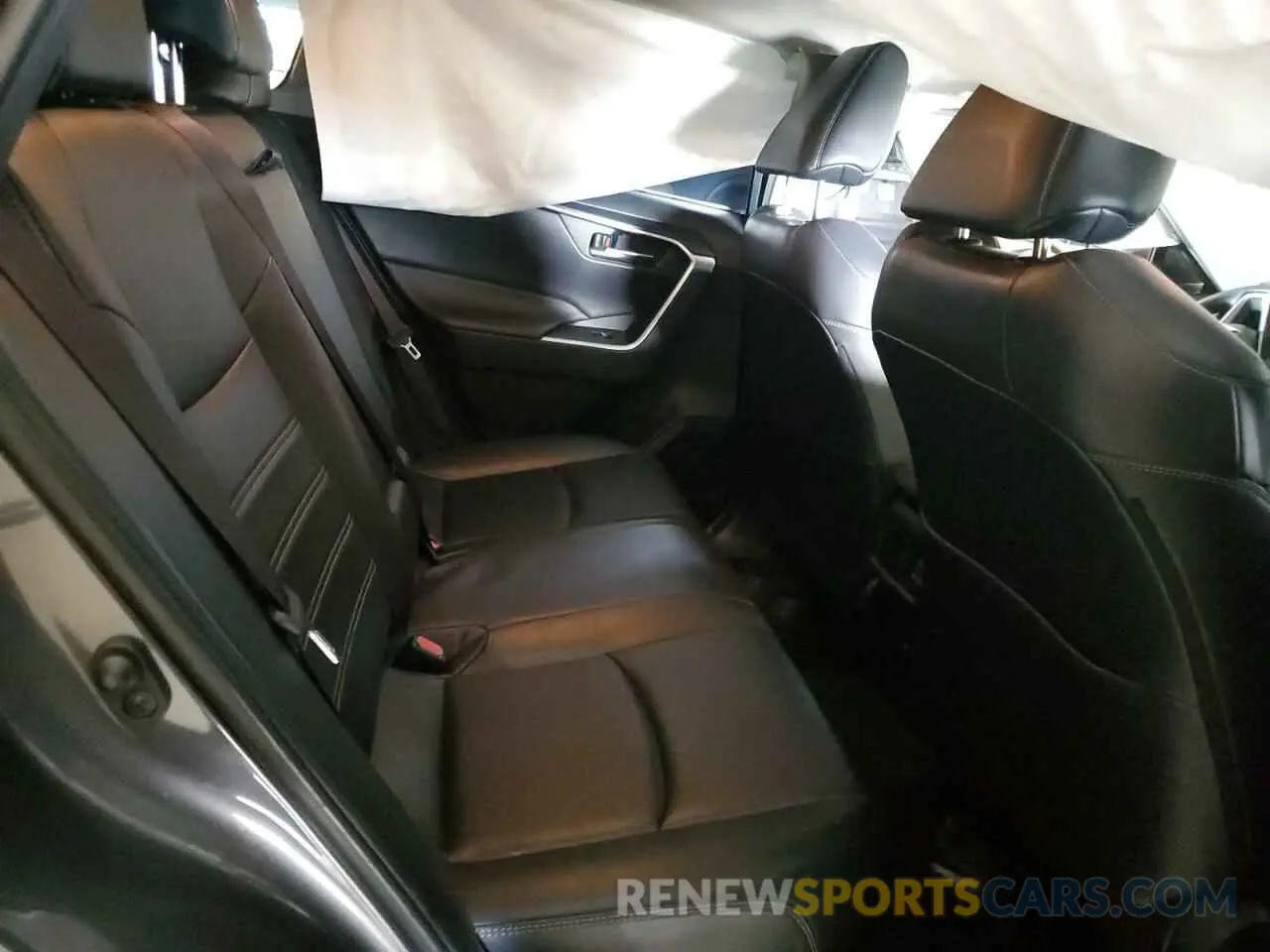 11 Фотография поврежденного автомобиля JTMA1RFV4KD513238 TOYOTA RAV4 2019