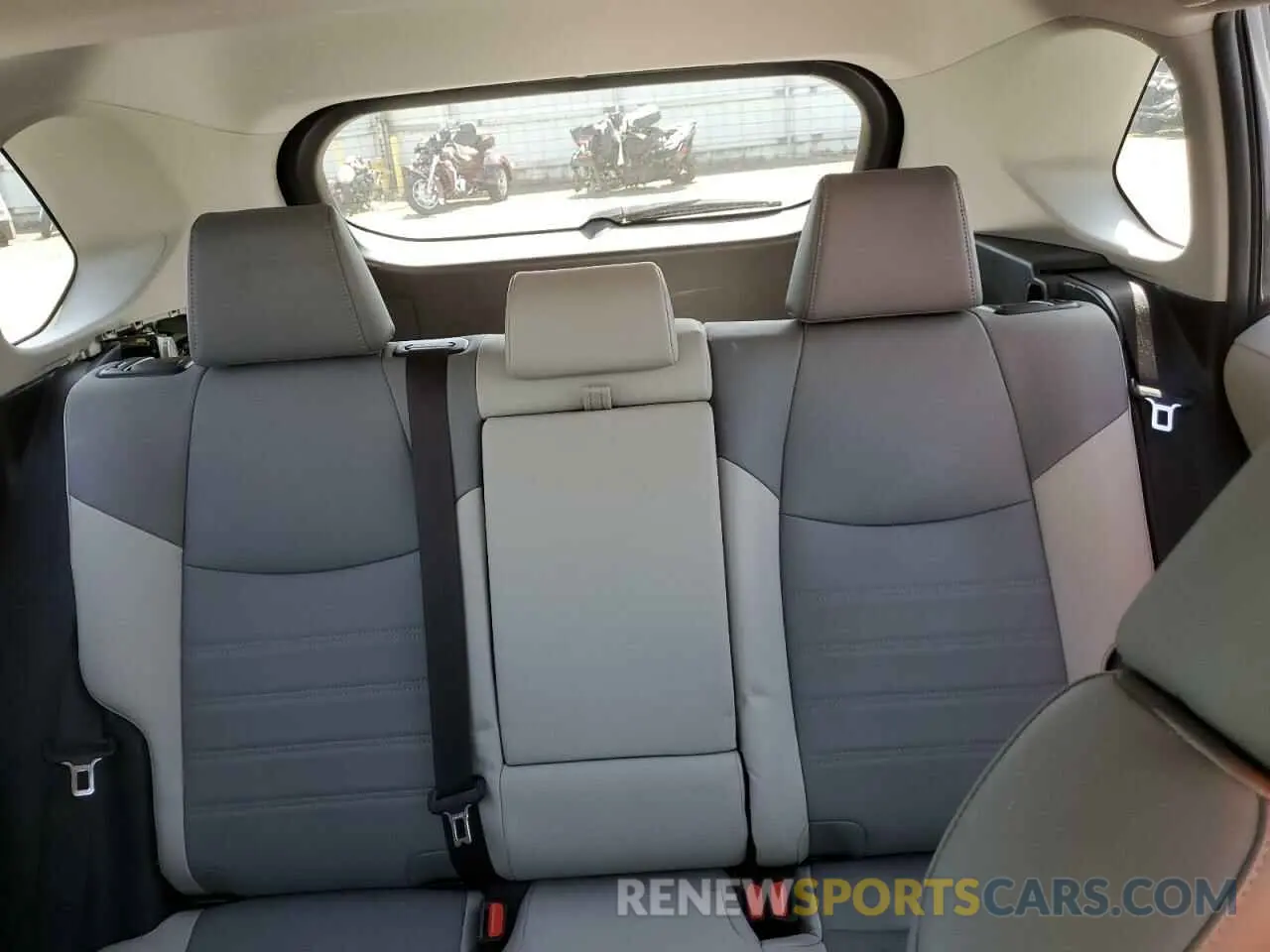 10 Фотография поврежденного автомобиля JTMA1RFV6KD014635 TOYOTA RAV4 2019