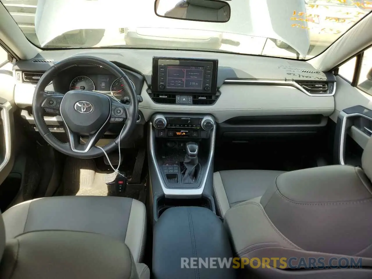 8 Фотография поврежденного автомобиля JTMA1RFV6KD014635 TOYOTA RAV4 2019