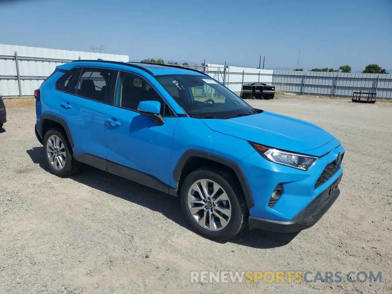 4 Photograph of a damaged car JTMA1RFV8KD028259 TOYOTA RAV4 2019