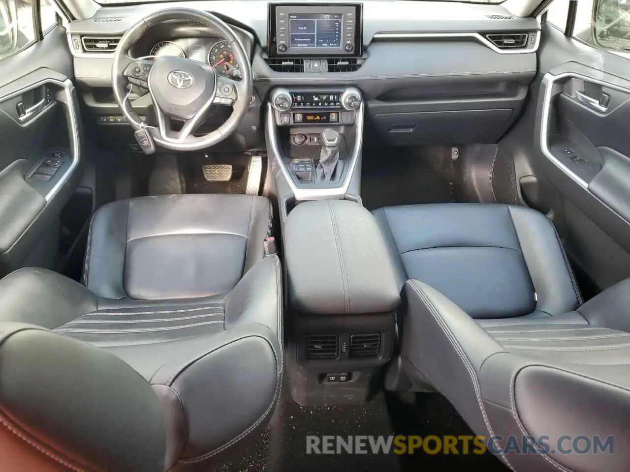 8 Photograph of a damaged car JTMA1RFV8KD045157 TOYOTA RAV4 2019