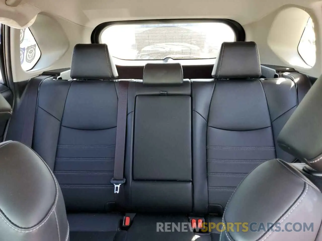 10 Photograph of a damaged car JTMA1RFV8KD506454 TOYOTA RAV4 2019