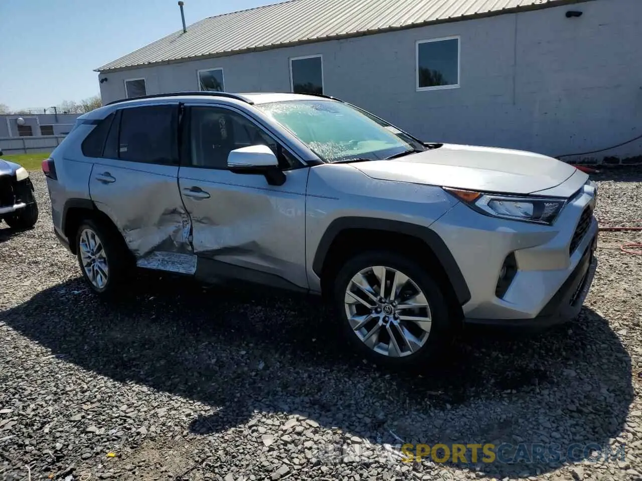 4 Photograph of a damaged car JTMA1RFV8KD506454 TOYOTA RAV4 2019