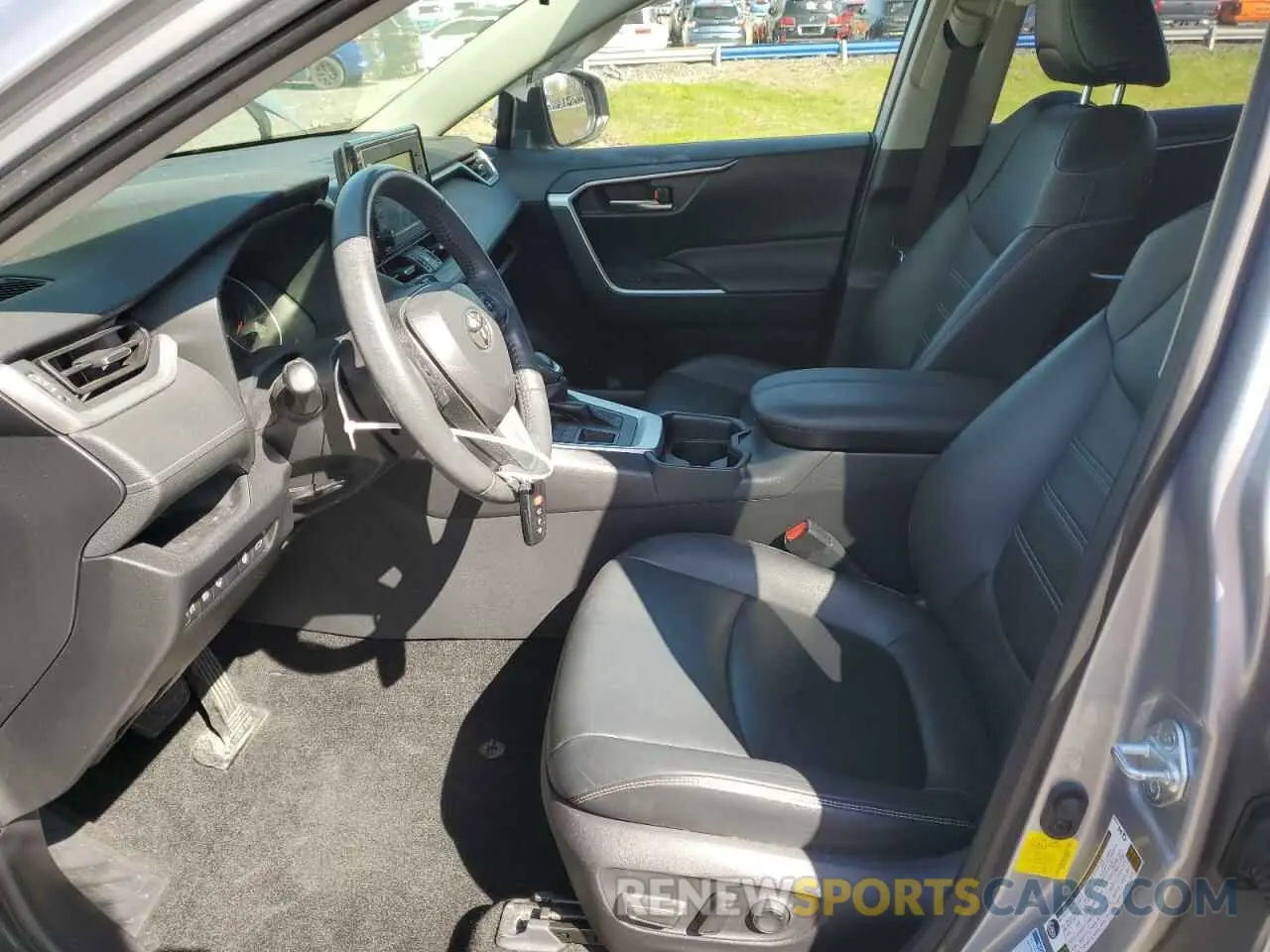 7 Photograph of a damaged car JTMA1RFV8KD506454 TOYOTA RAV4 2019