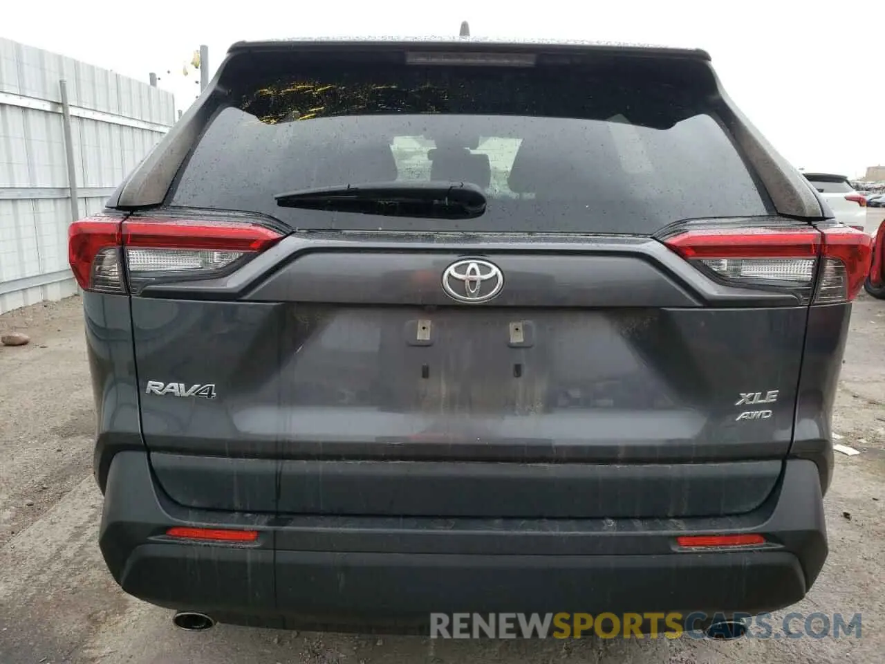 6 Photograph of a damaged car JTMA1RFV9KD522310 TOYOTA RAV4 2019