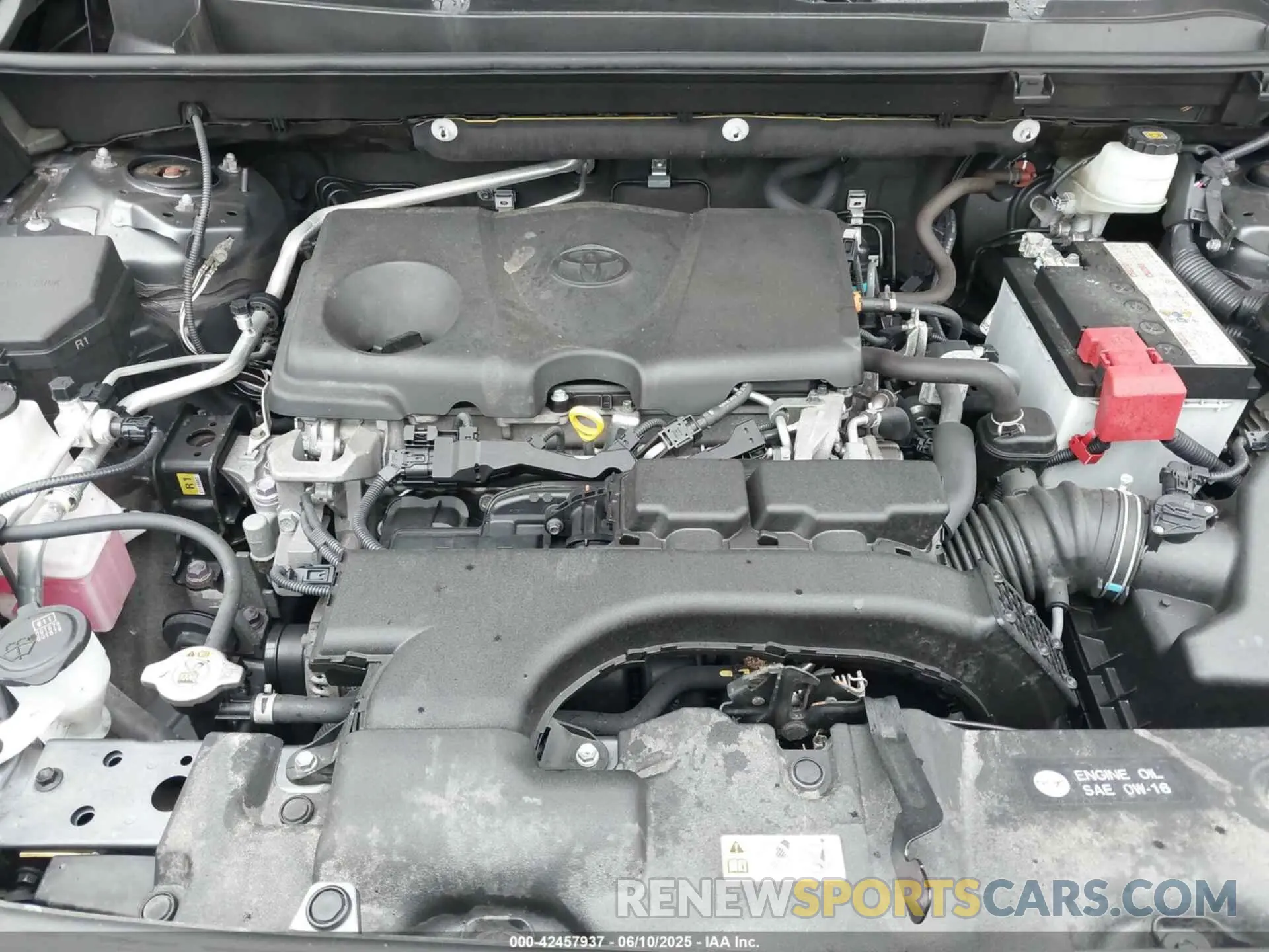 10 Photograph of a damaged car JTMA1RFVXKD515799 TOYOTA RAV4 2019