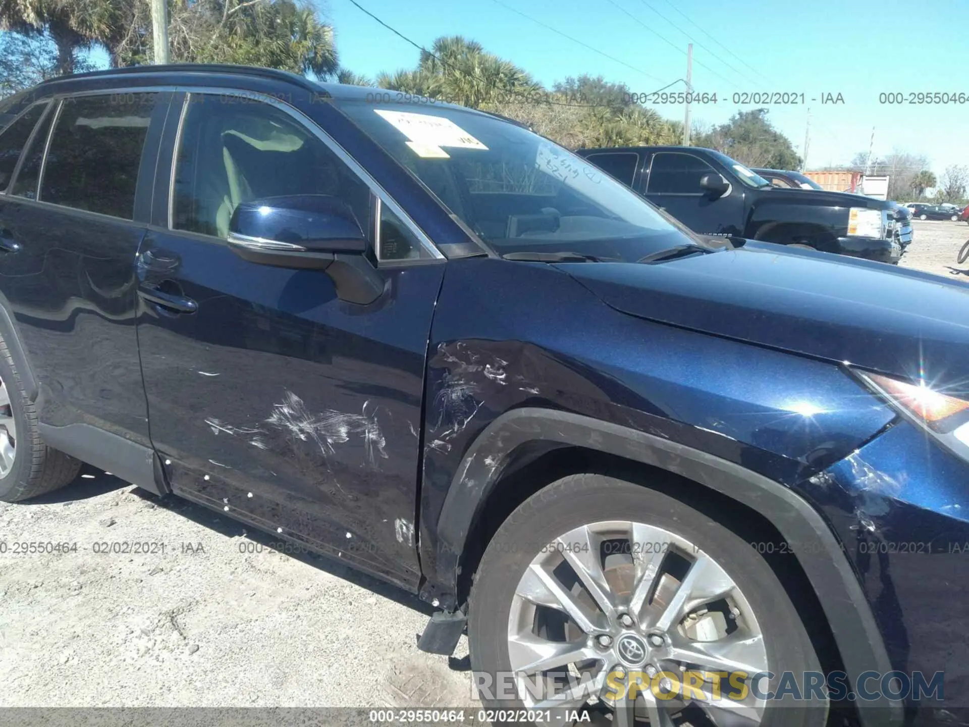 6 Photograph of a damaged car JTMC1RFV0KD007964 TOYOTA RAV4 2019