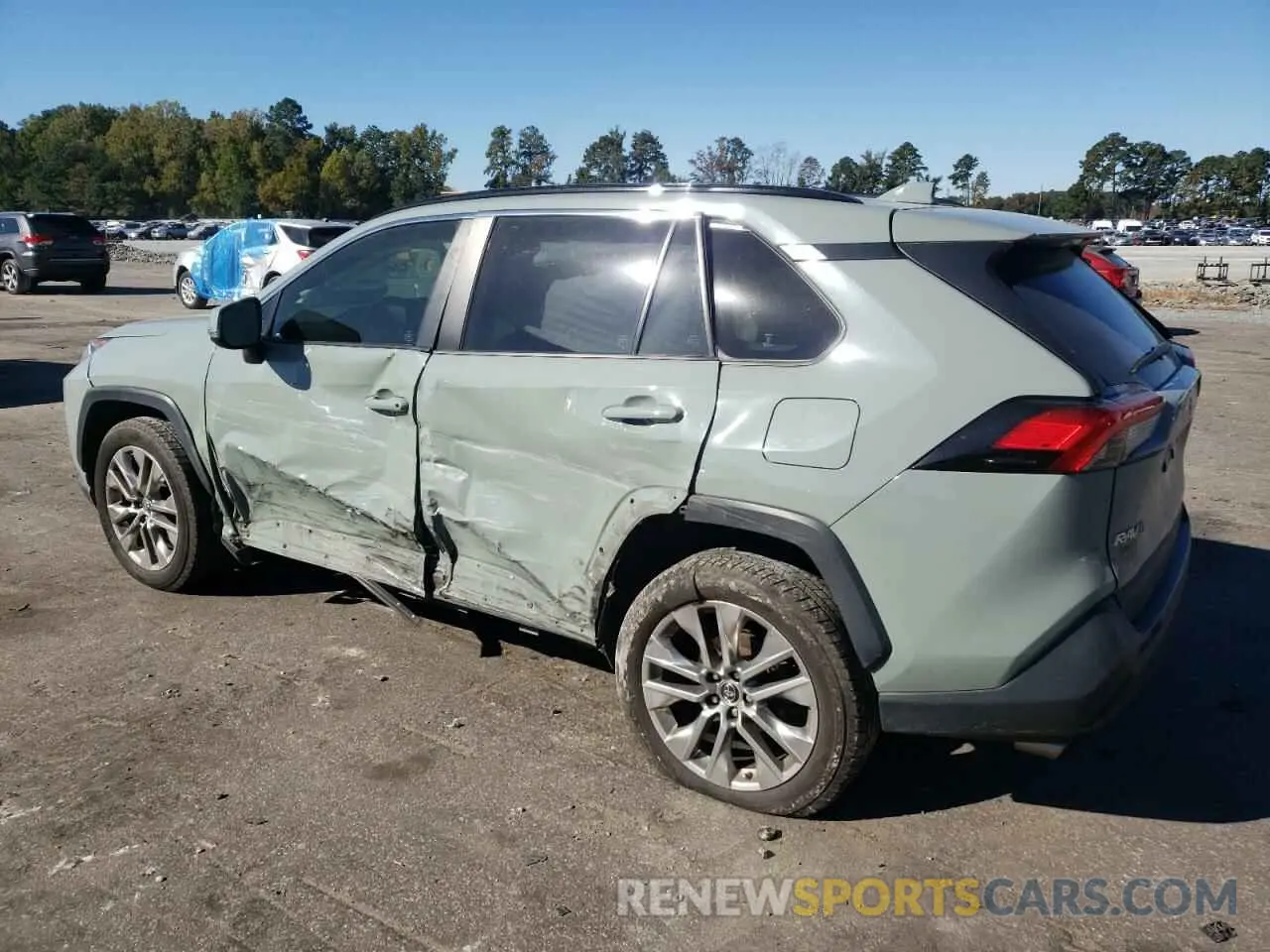 2 Photograph of a damaged car JTMC1RFV0KD505131 TOYOTA RAV4 2019