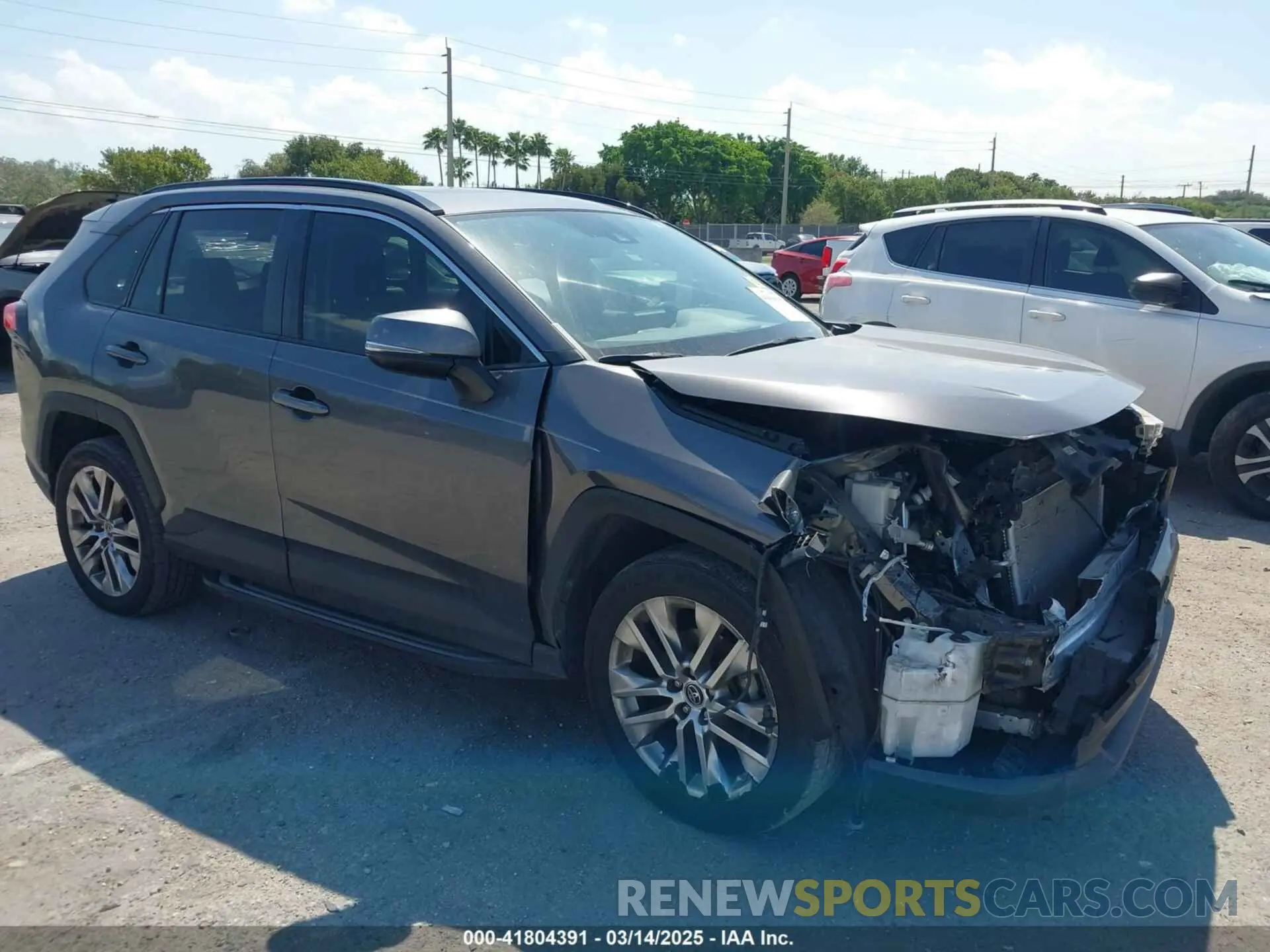 1 Photograph of a damaged car JTMC1RFV0KJ012728 TOYOTA RAV4 2019