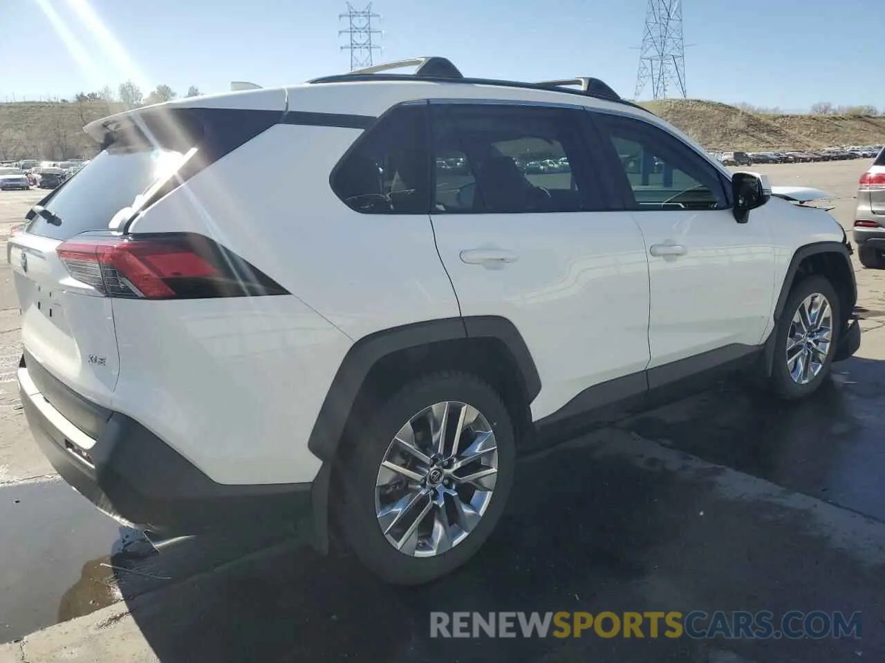 3 Photograph of a damaged car JTMC1RFV5KD509014 TOYOTA RAV4 2019