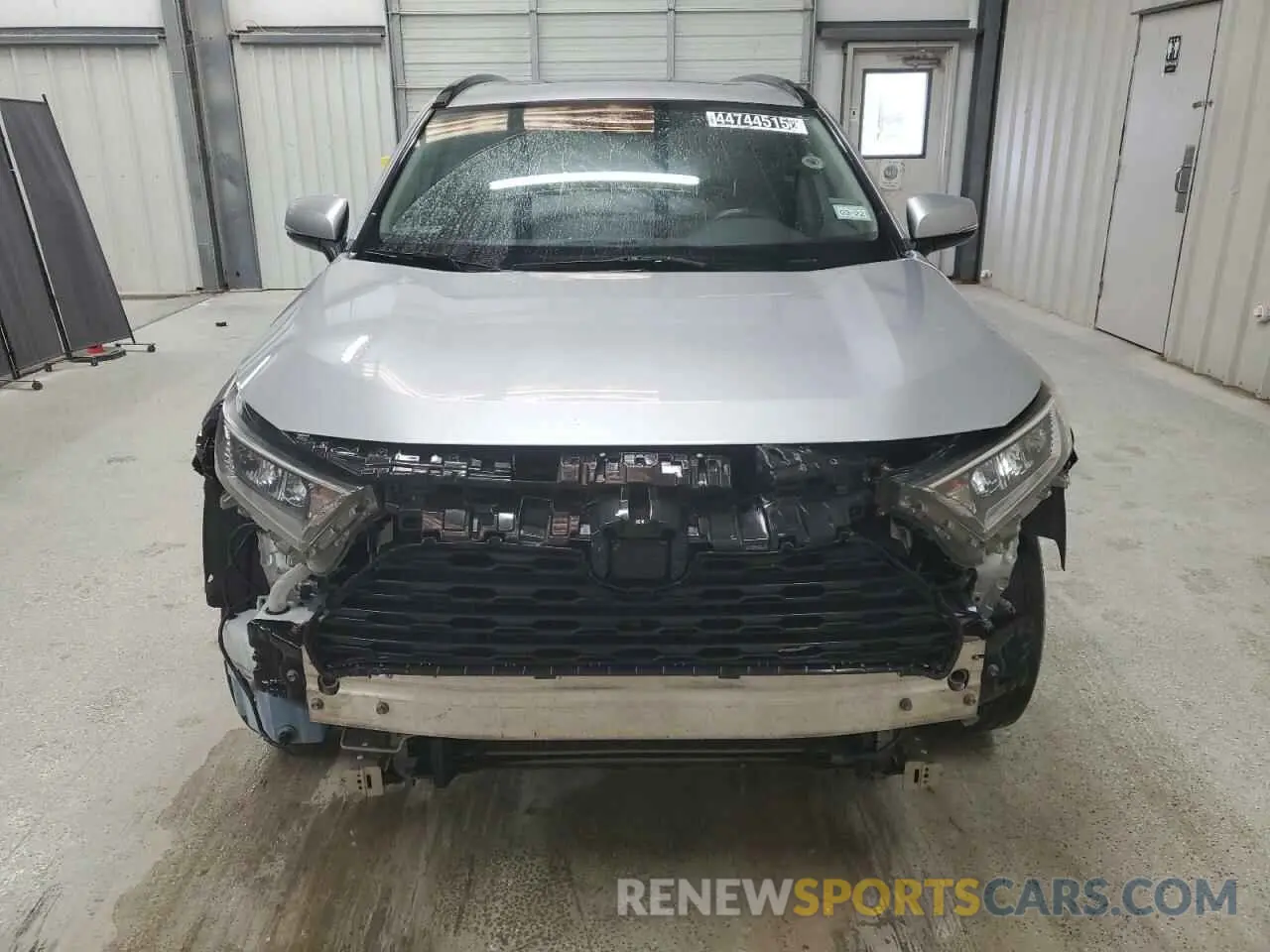 5 Фотография поврежденного автомобиля JTMC1RFV6KD017513 TOYOTA RAV4 2019