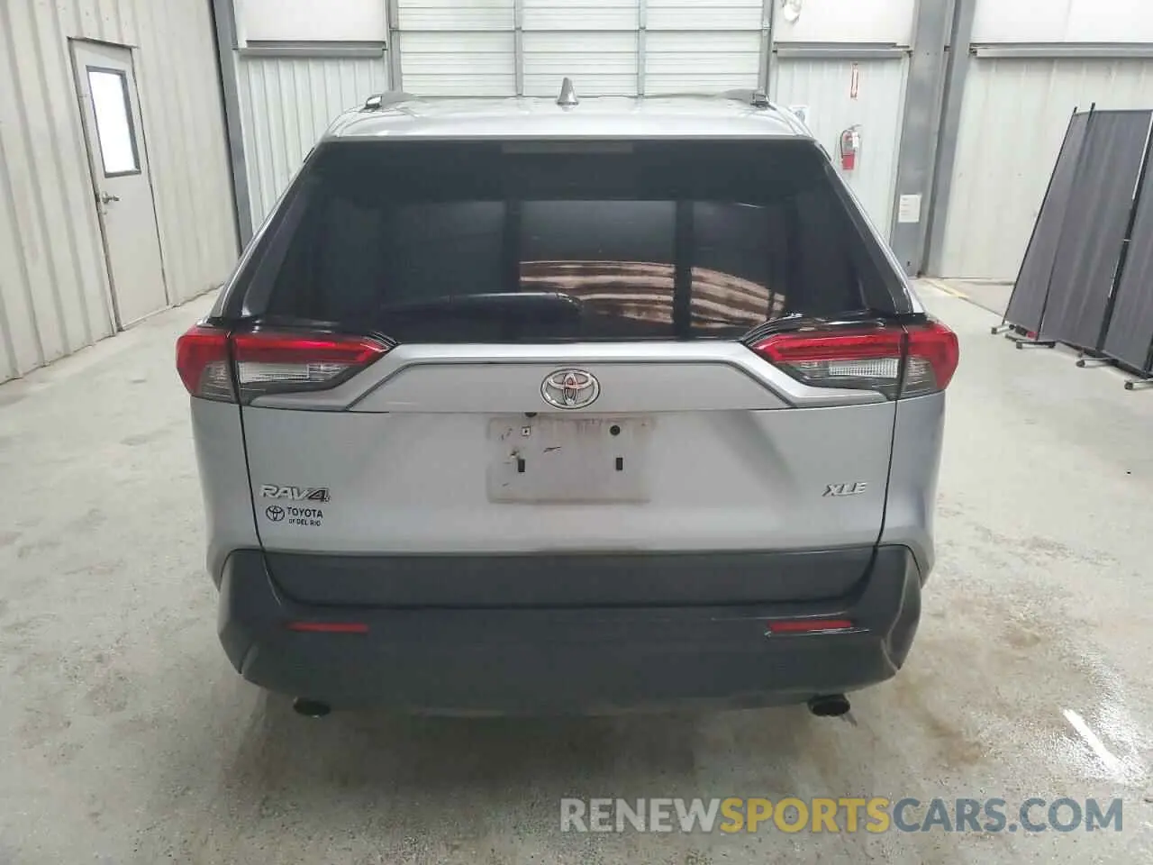 6 Фотография поврежденного автомобиля JTMC1RFV6KD017513 TOYOTA RAV4 2019