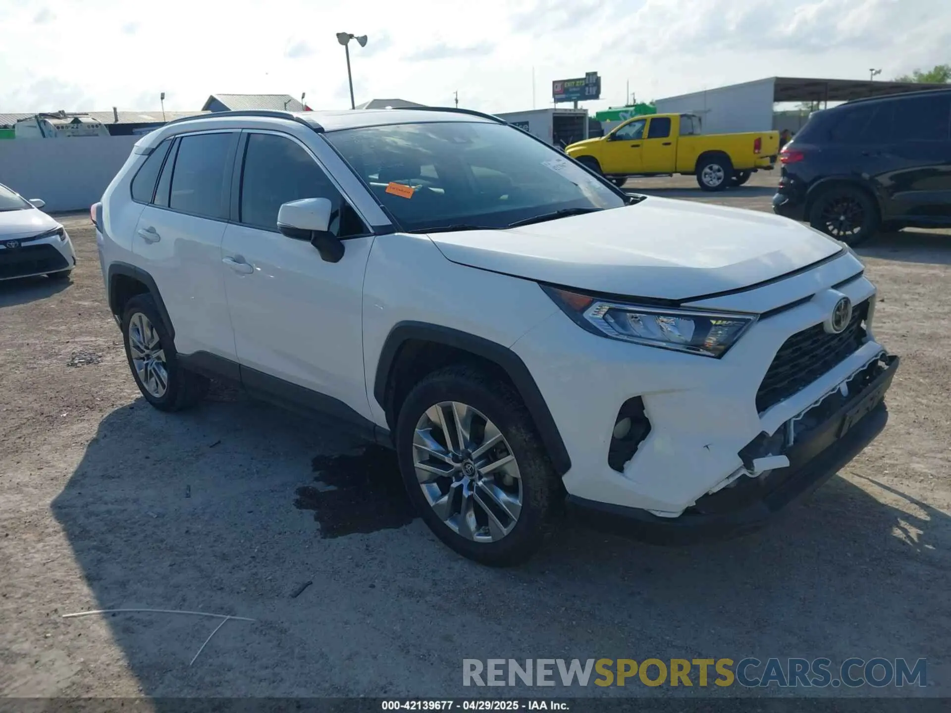 1 Photograph of a damaged car JTMC1RFV6KD509099 TOYOTA RAV4 2019