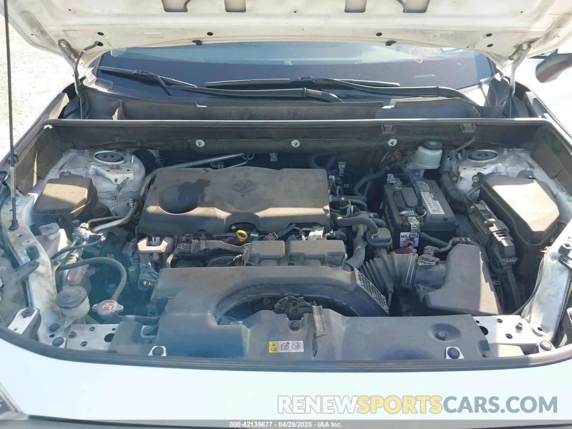 10 Photograph of a damaged car JTMC1RFV6KD509099 TOYOTA RAV4 2019