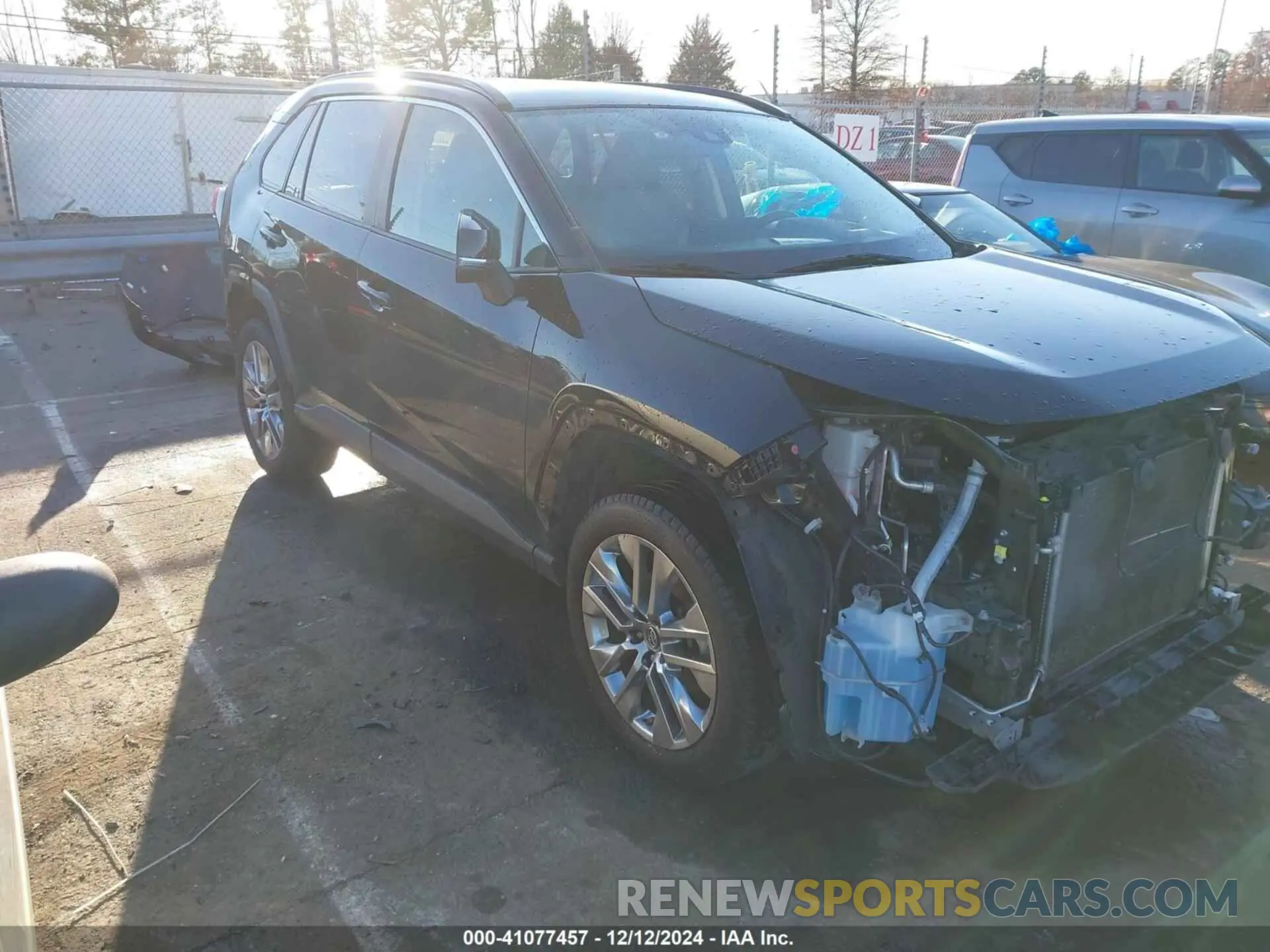 1 Фотография поврежденного автомобиля JTMC1RFV7KD003880 TOYOTA RAV4 2019