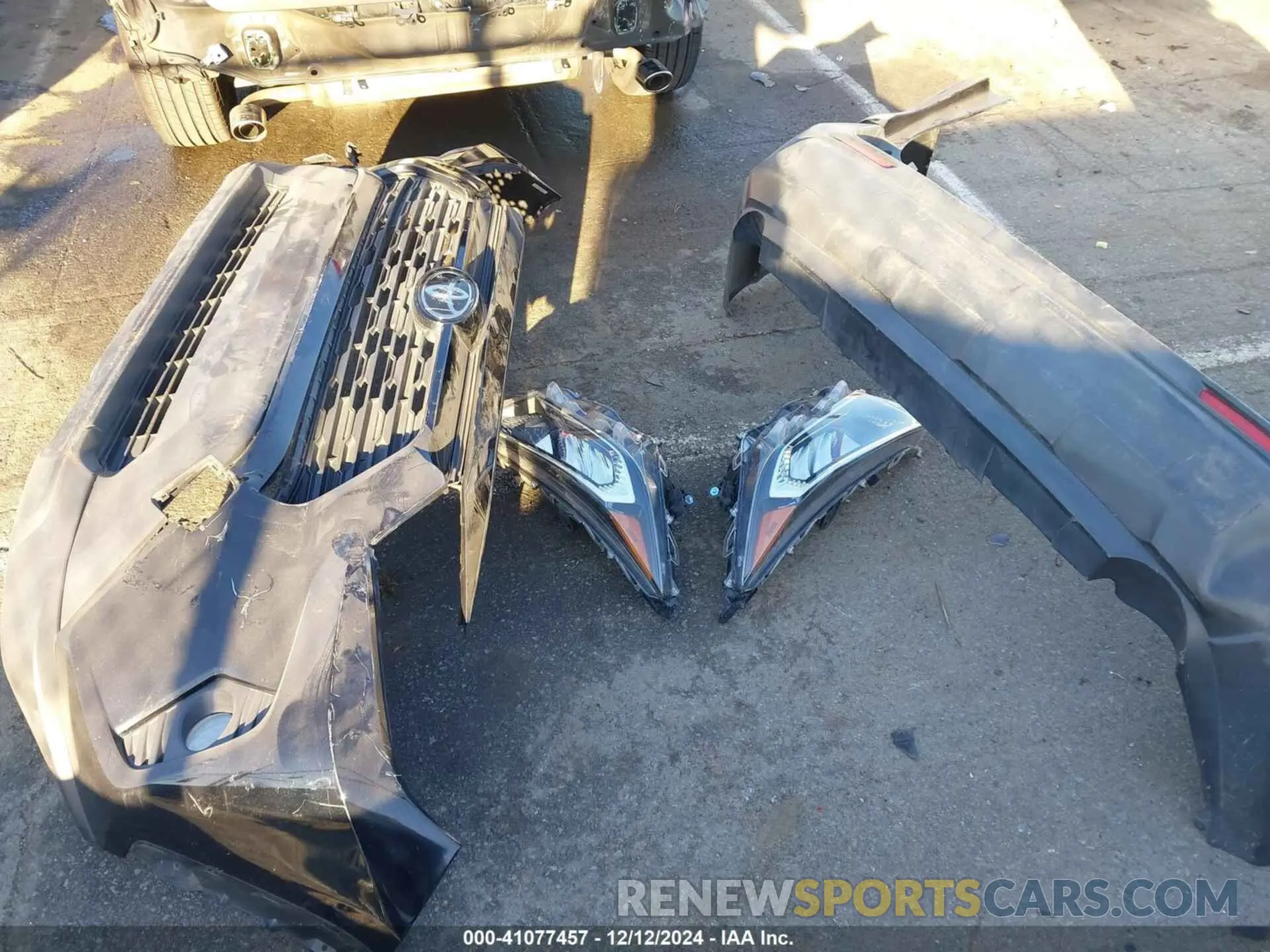 12 Фотография поврежденного автомобиля JTMC1RFV7KD003880 TOYOTA RAV4 2019