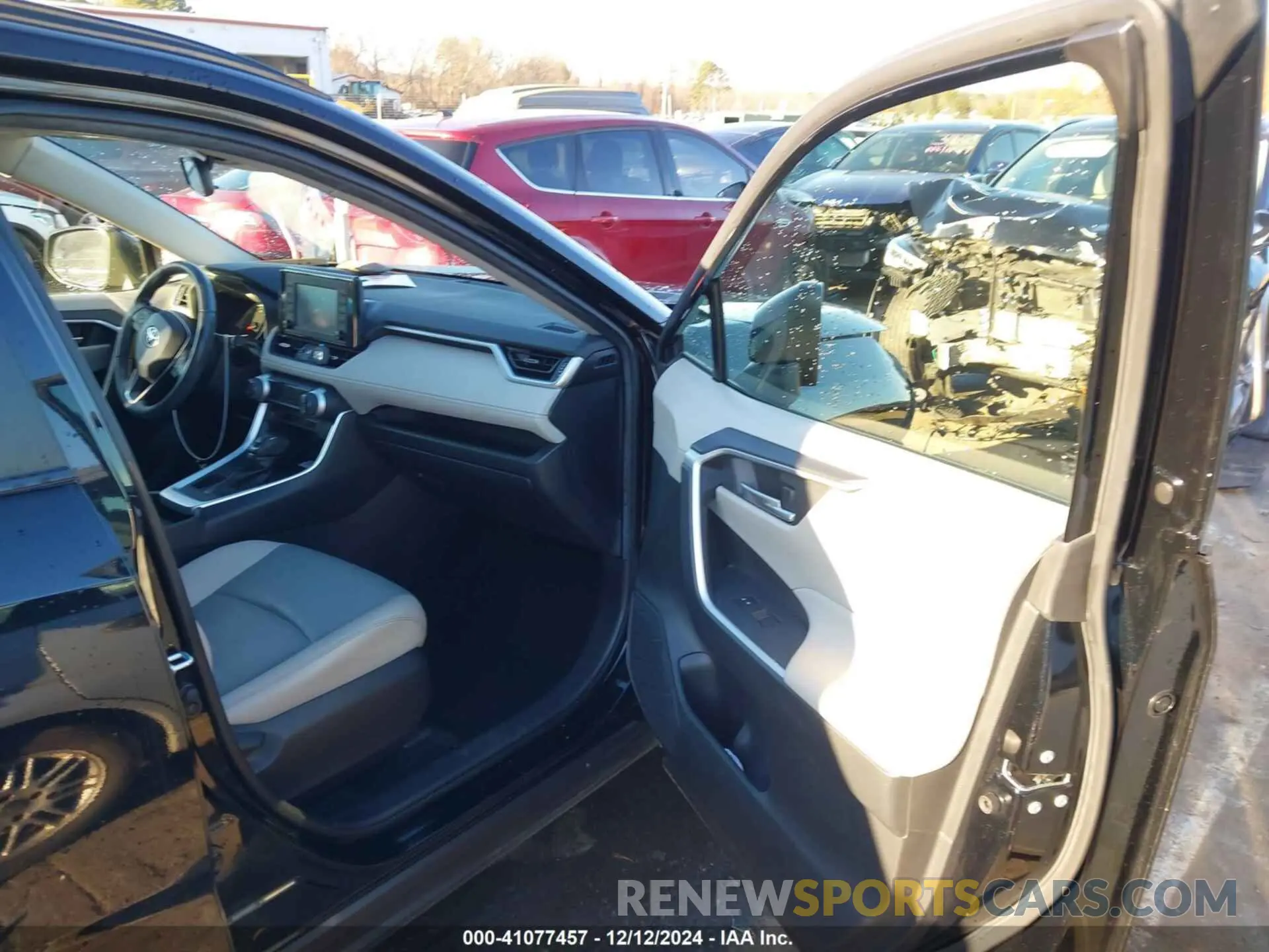 5 Фотография поврежденного автомобиля JTMC1RFV7KD003880 TOYOTA RAV4 2019