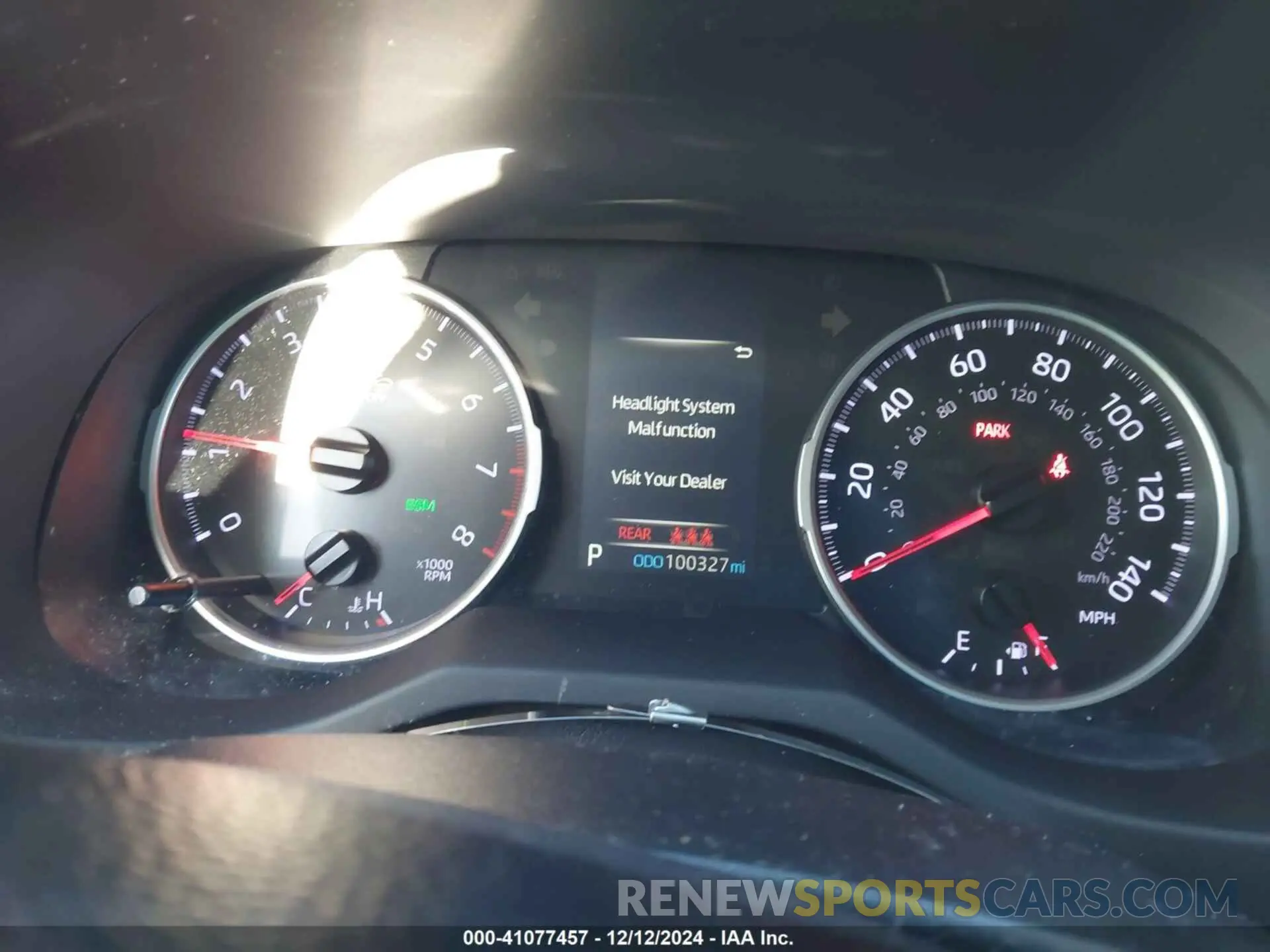 7 Фотография поврежденного автомобиля JTMC1RFV7KD003880 TOYOTA RAV4 2019