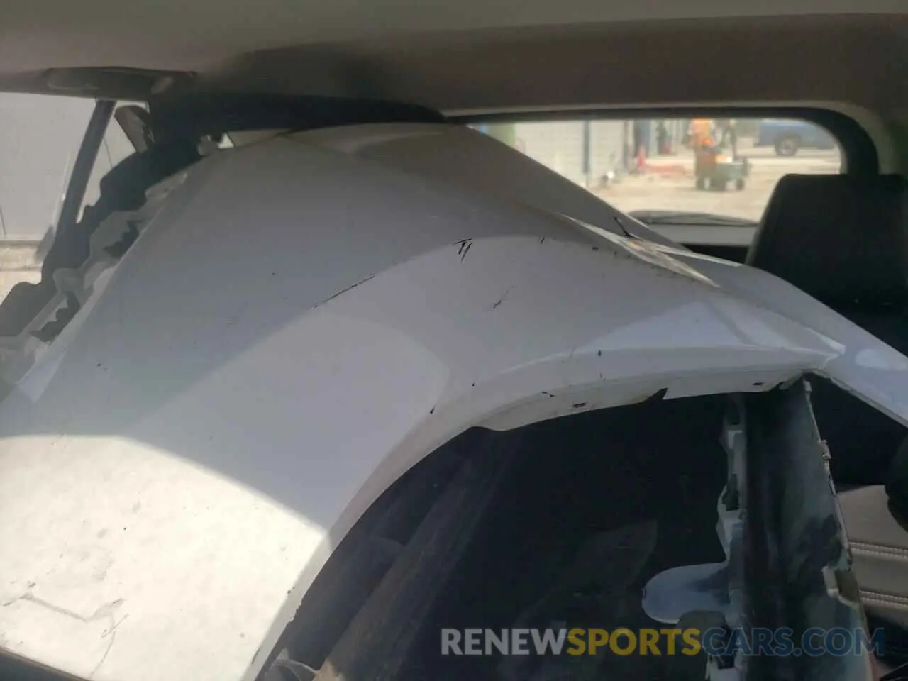 10 Photograph of a damaged car JTMC1RFV7KD022980 TOYOTA RAV4 2019
