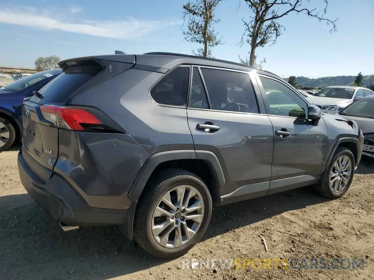 3 Фотография поврежденного автомобиля JTMC1RFV9KD033205 TOYOTA RAV4 2019