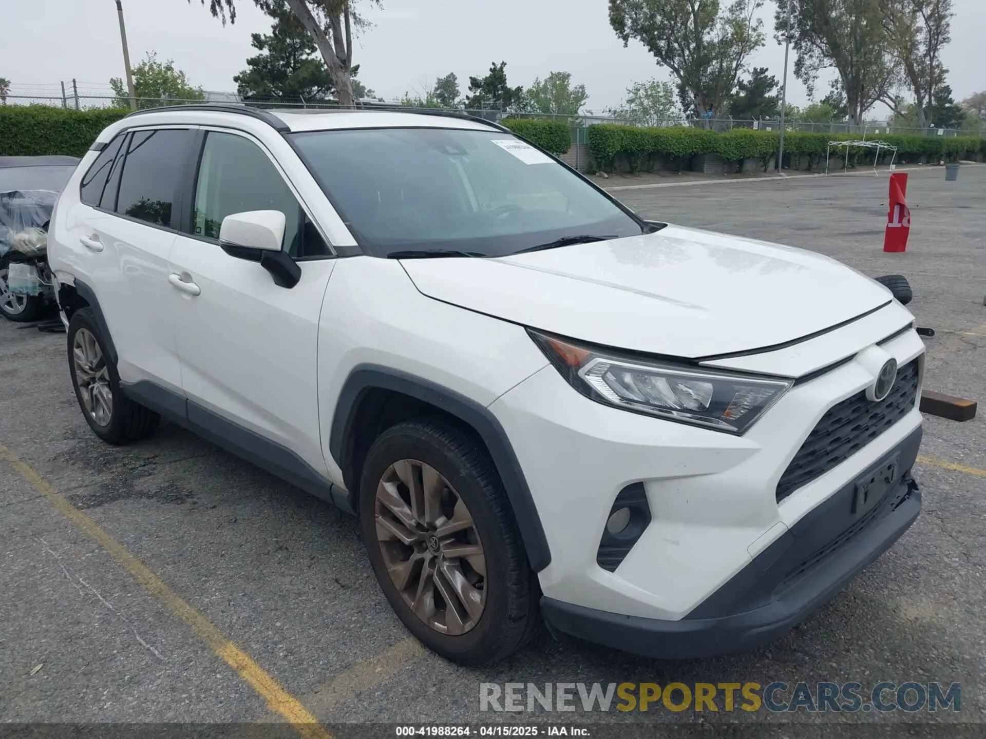 1 Фотография поврежденного автомобиля JTMC1RFV9KD500834 TOYOTA RAV4 2019