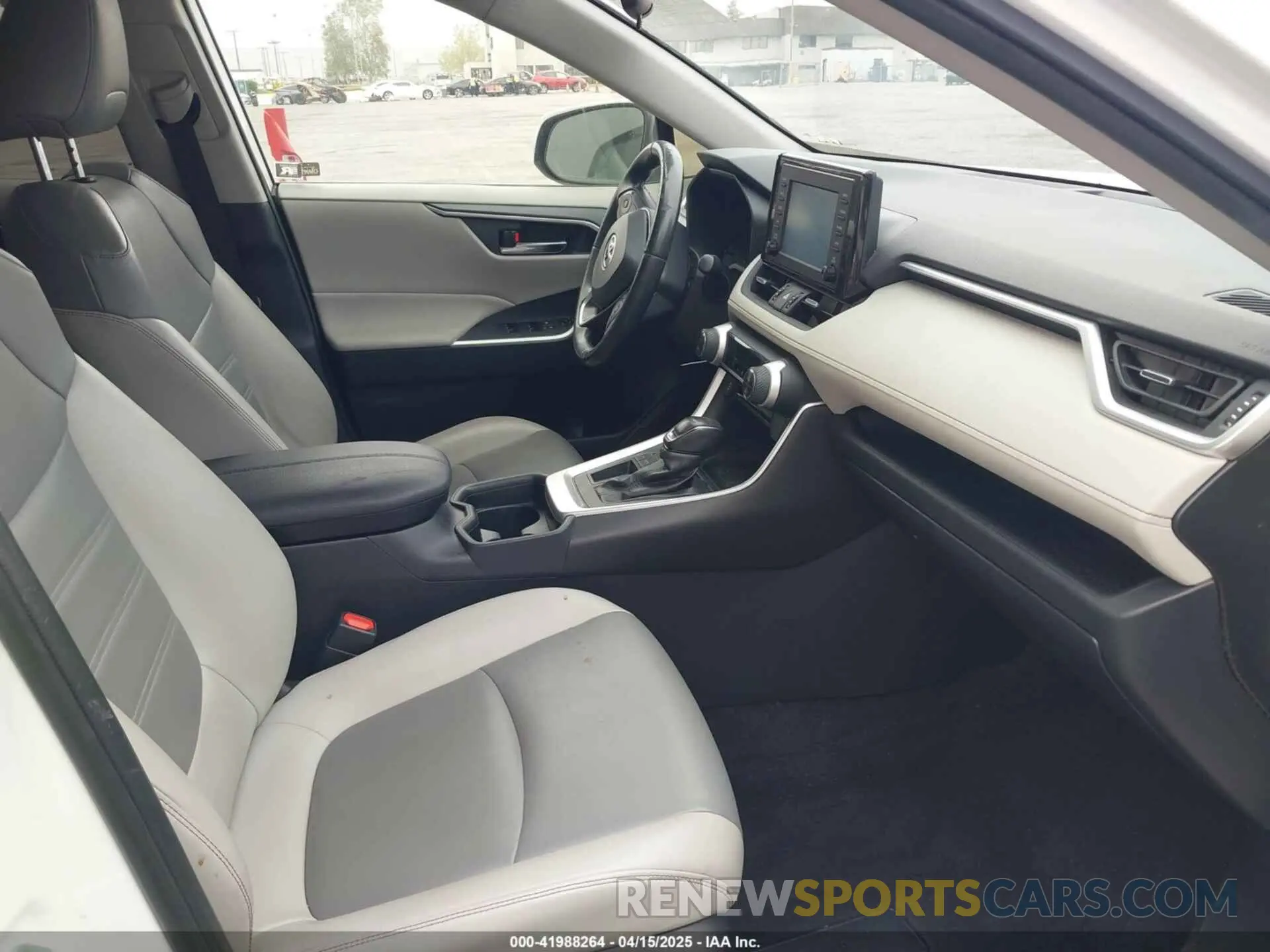 5 Фотография поврежденного автомобиля JTMC1RFV9KD500834 TOYOTA RAV4 2019