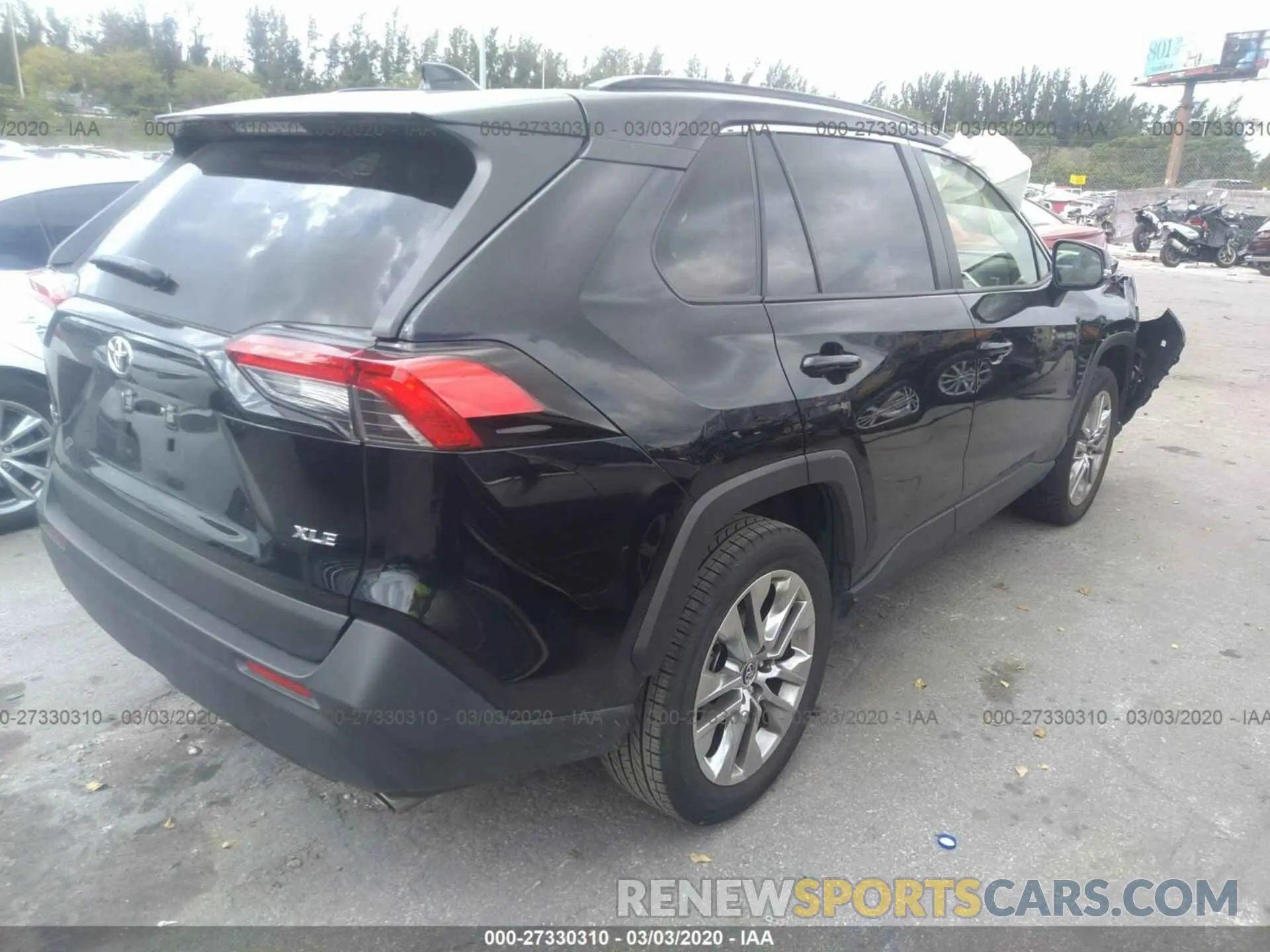 4 Photograph of a damaged car JTMC1RFVXKD510305 TOYOTA RAV4 2019