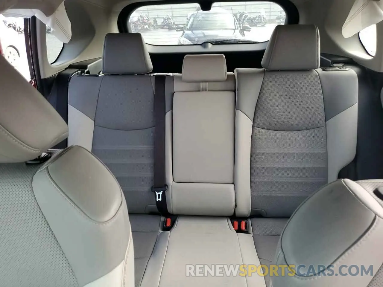 10 Фотография поврежденного автомобиля JTMDWRFV3KD515738 TOYOTA RAV4 2019