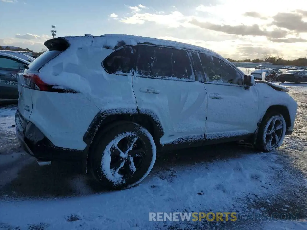 3 Photograph of a damaged car JTMEWRFV1KJ023859 TOYOTA RAV4 2019