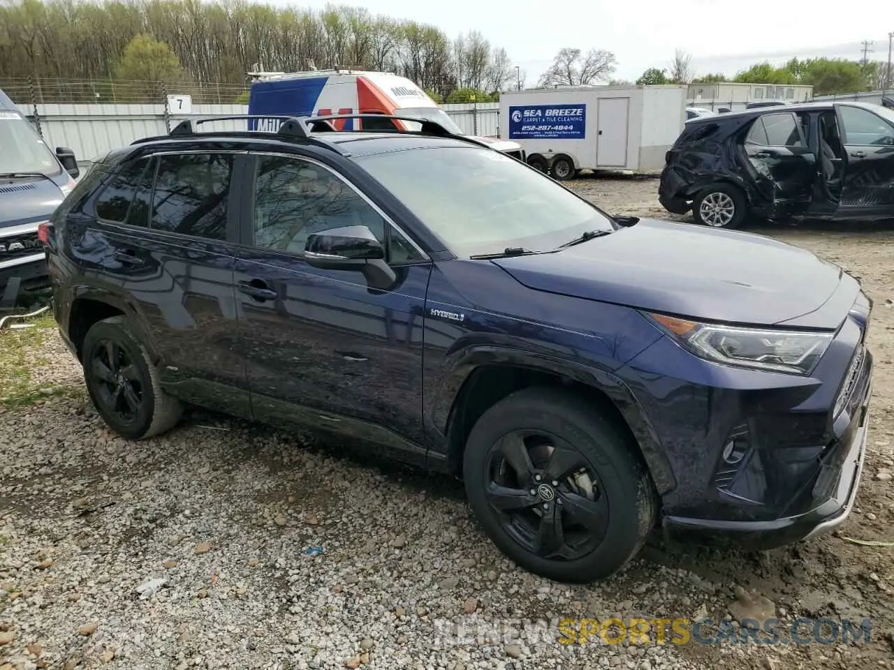 4 Фотография поврежденного автомобиля JTMEWRFV2KD508428 TOYOTA RAV4 2019