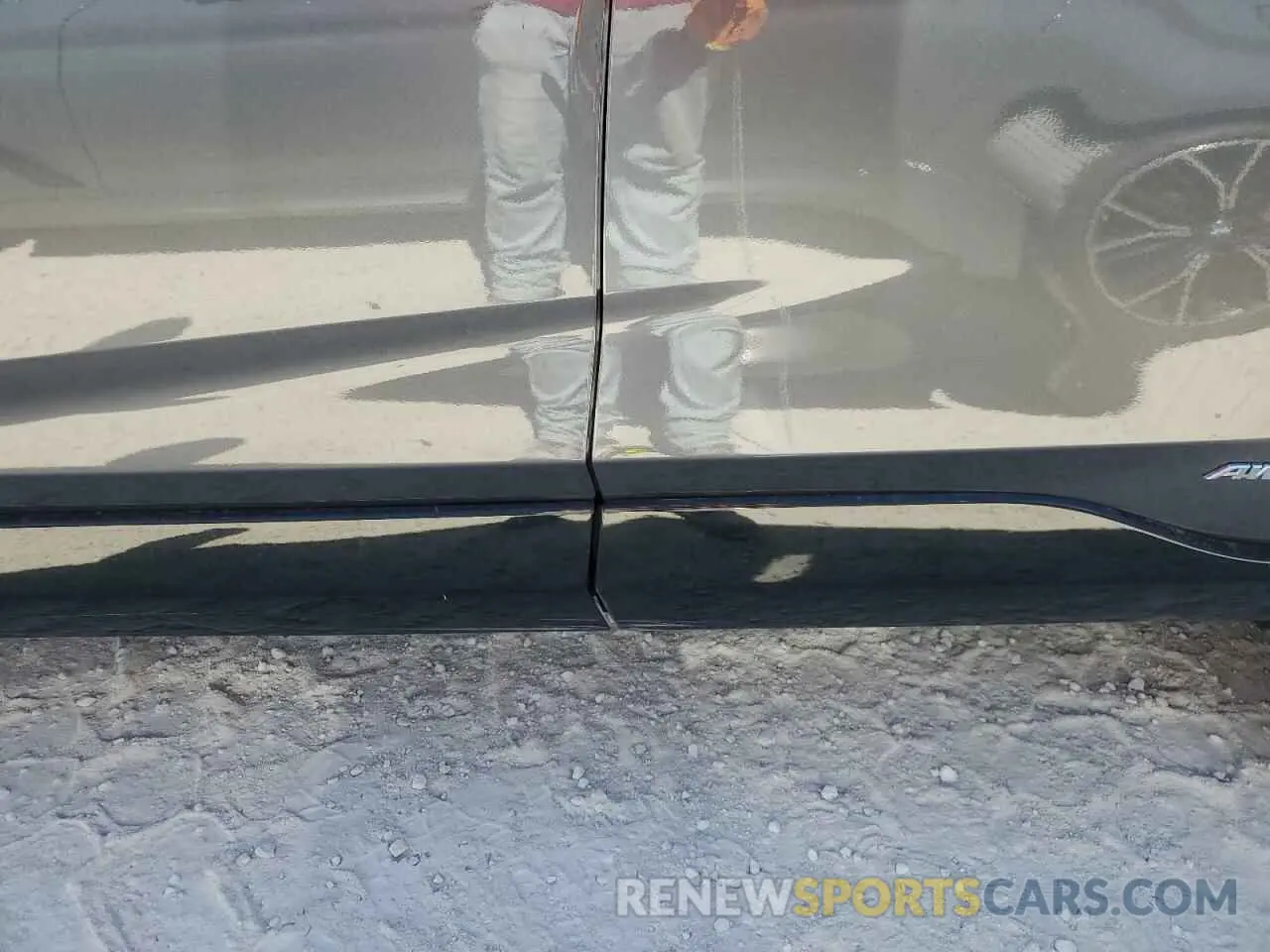 13 Photograph of a damaged car JTMEWRFV2KD510101 TOYOTA RAV4 2019