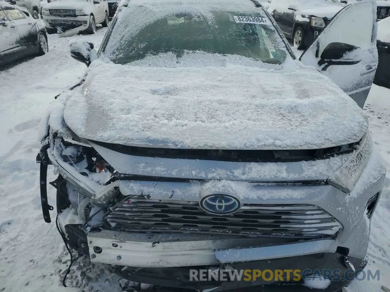 12 Фотография поврежденного автомобиля JTMEWRFV3KJ018971 TOYOTA RAV4 2019