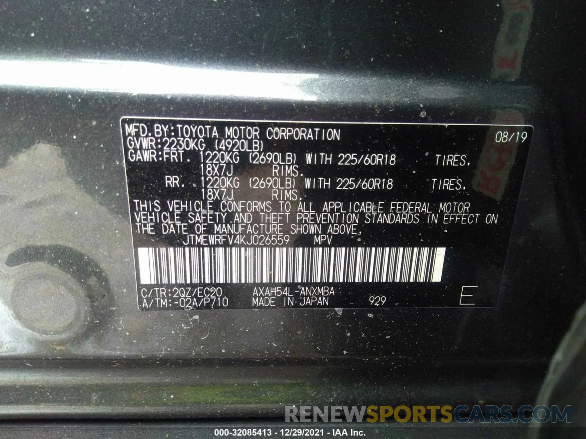 9 Photograph of a damaged car JTMEWRFV4KJ026559 TOYOTA RAV4 2019