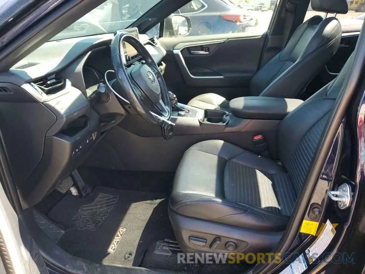 7 Фотография поврежденного автомобиля JTMEWRFV5KD514272 TOYOTA RAV4 2019