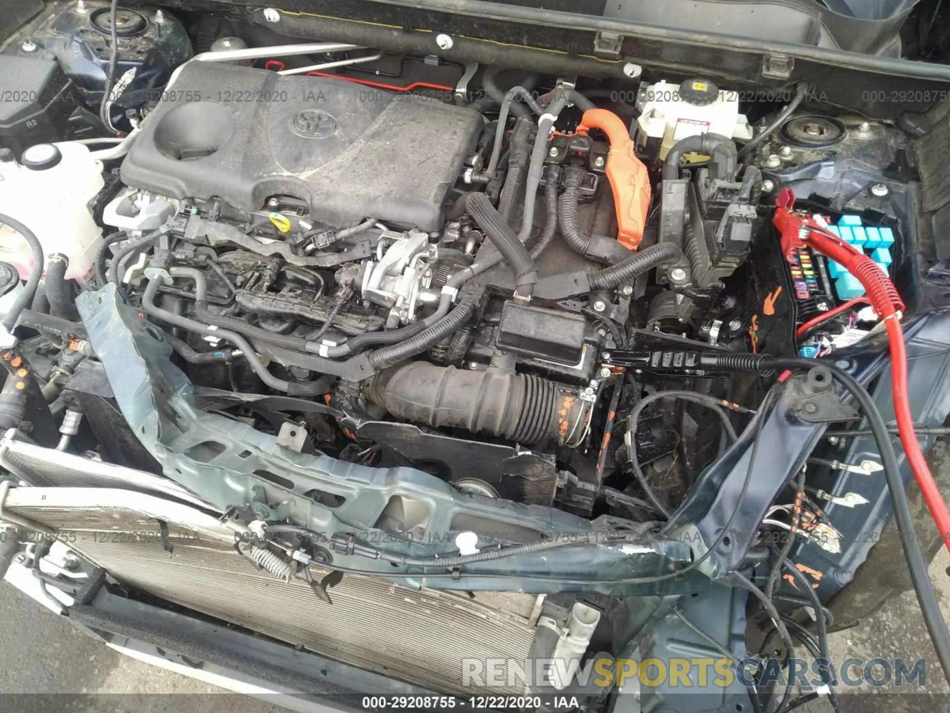 10 Photograph of a damaged car JTMEWRFV5KJ001637 TOYOTA RAV4 2019