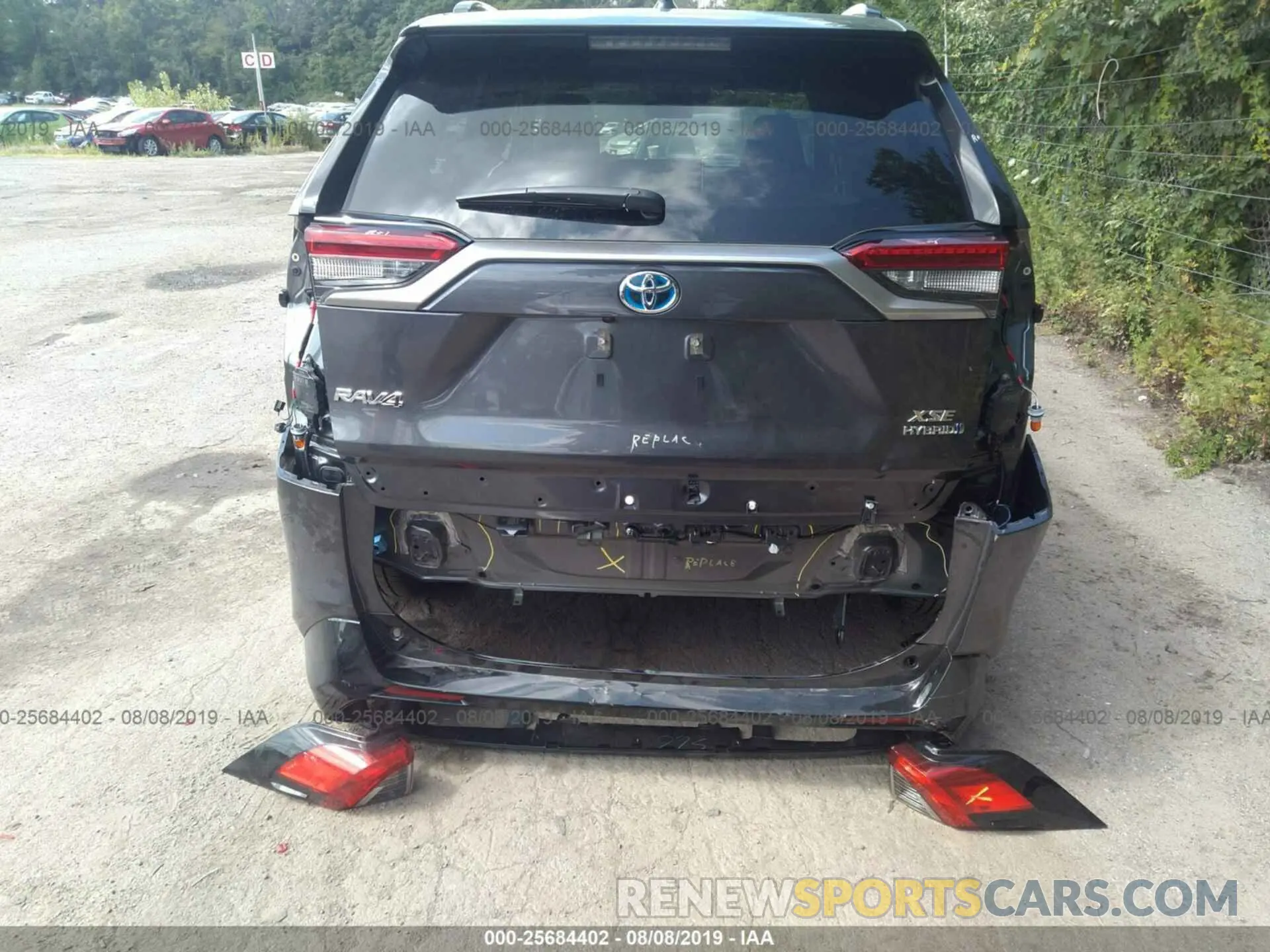 6 Photograph of a damaged car JTMEWRFV5KJ003906 TOYOTA RAV4 2019