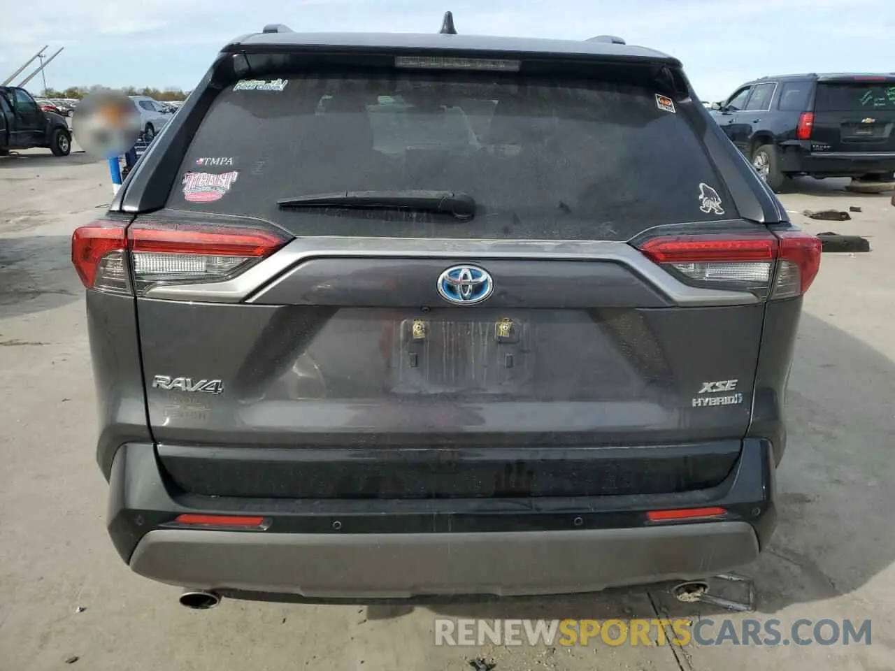 6 Фотография поврежденного автомобиля JTMEWRFV6KJ013084 TOYOTA RAV4 2019