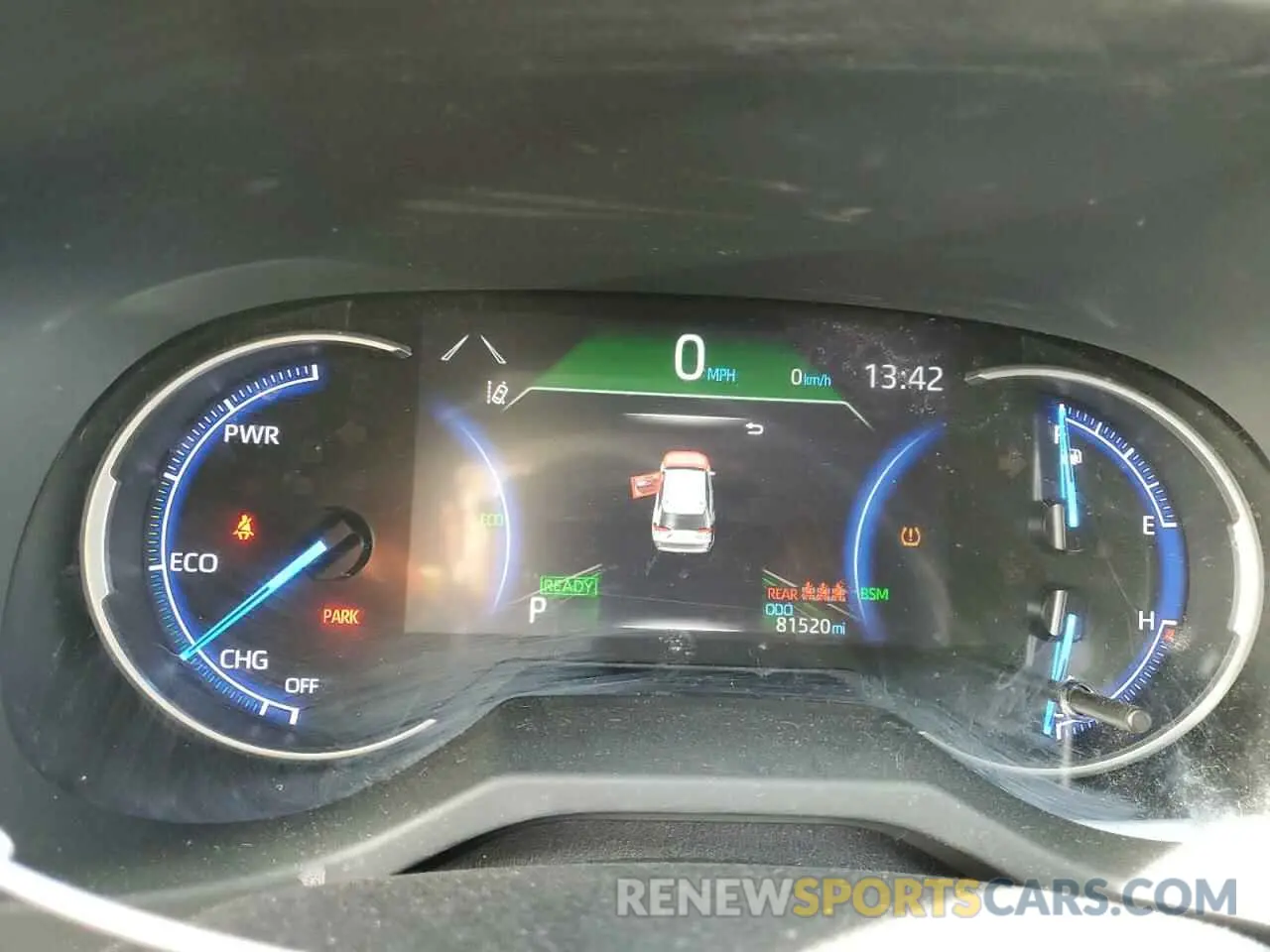 9 Фотография поврежденного автомобиля JTMEWRFV6KJ013084 TOYOTA RAV4 2019