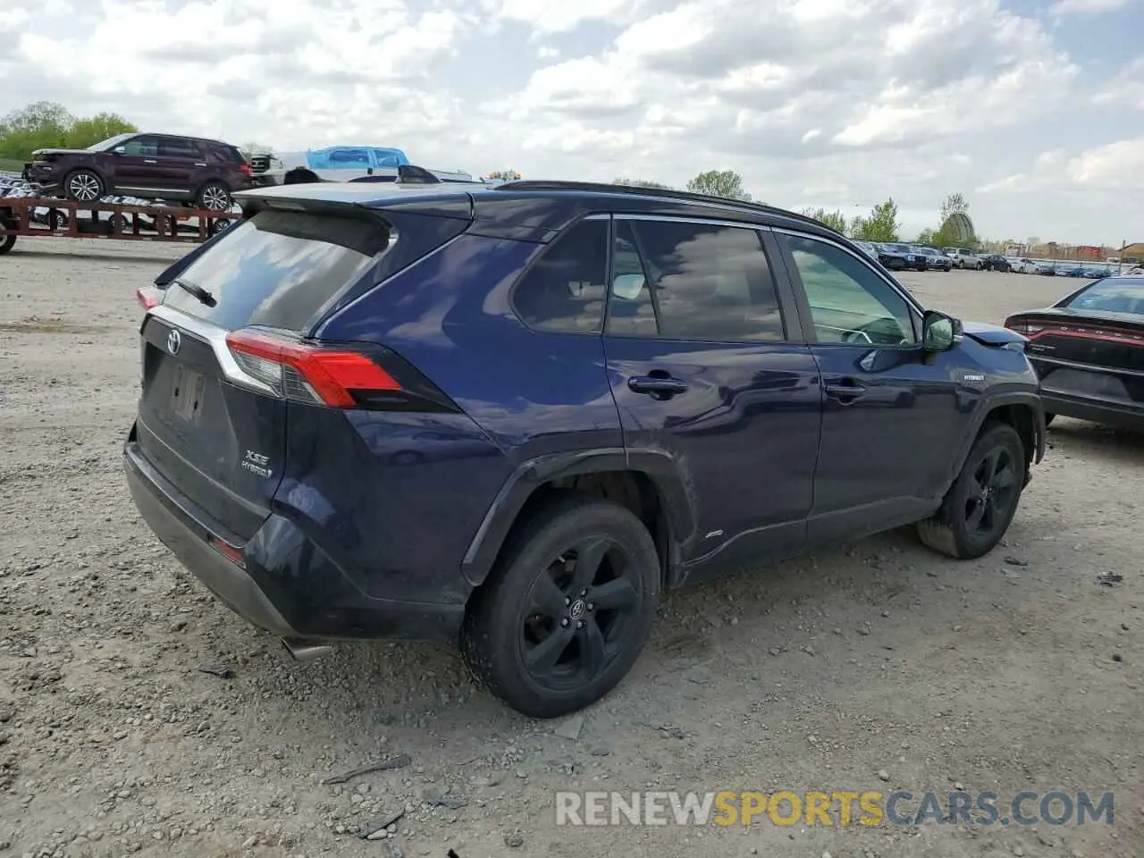 3 Фотография поврежденного автомобиля JTMEWRFV8KJ015824 TOYOTA RAV4 2019