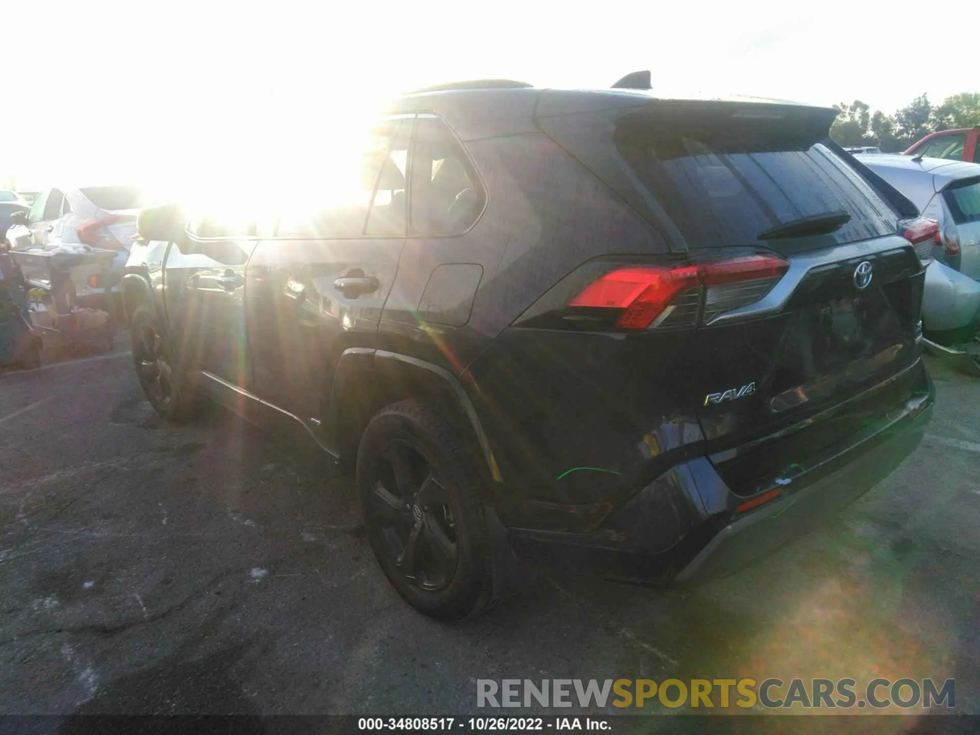 3 Photograph of a damaged car JTMEWRFV8KJ018206 TOYOTA RAV4 2019