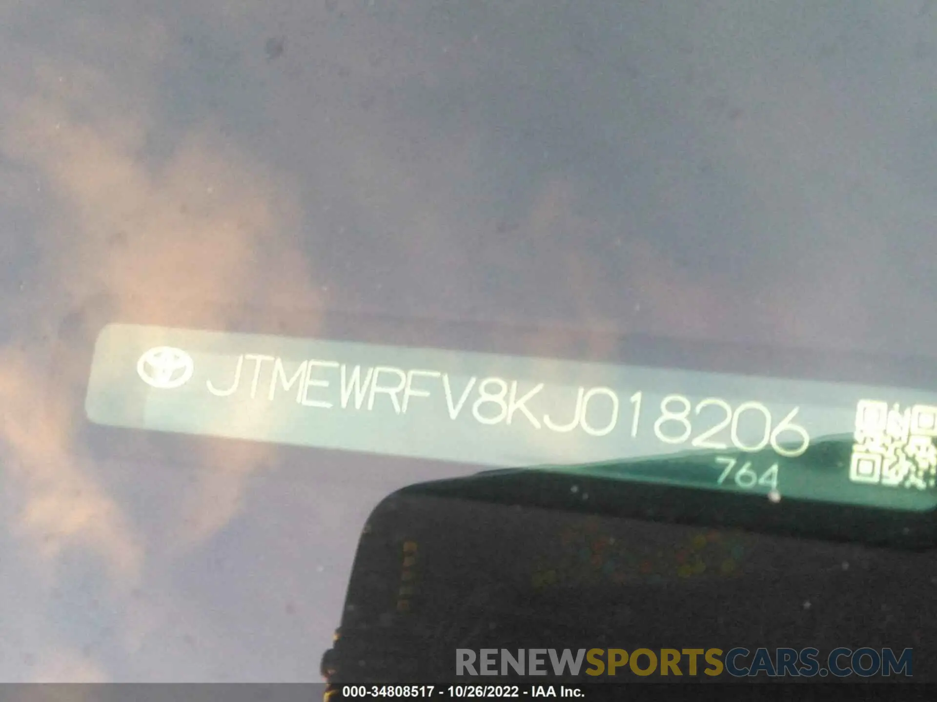 9 Photograph of a damaged car JTMEWRFV8KJ018206 TOYOTA RAV4 2019