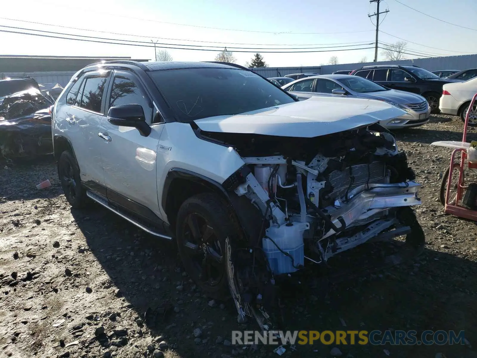 1 Photograph of a damaged car JTMEWRFV9KJ011426 TOYOTA RAV4 2019