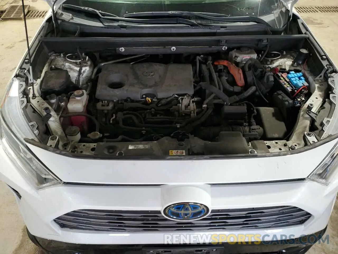 12 Фотография поврежденного автомобиля JTMEWRFVXKD510024 TOYOTA RAV4 2019