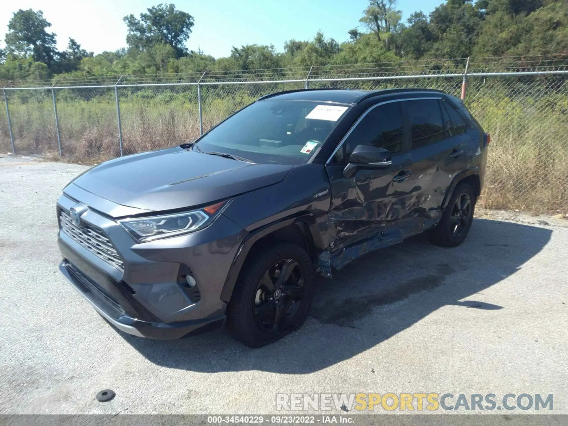 2 Фотография поврежденного автомобиля JTMEWRFVXKJ016599 TOYOTA RAV4 2019