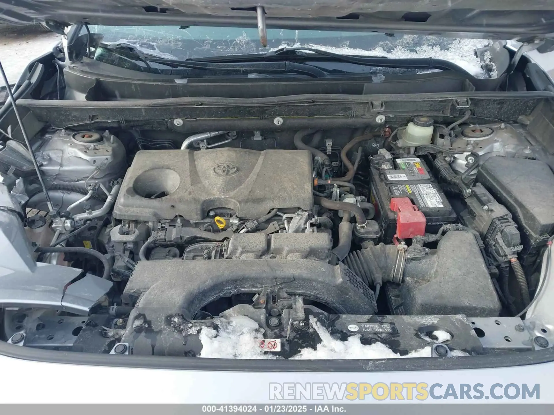 10 Photograph of a damaged car JTMF1RFV0KD031548 TOYOTA RAV4 2019