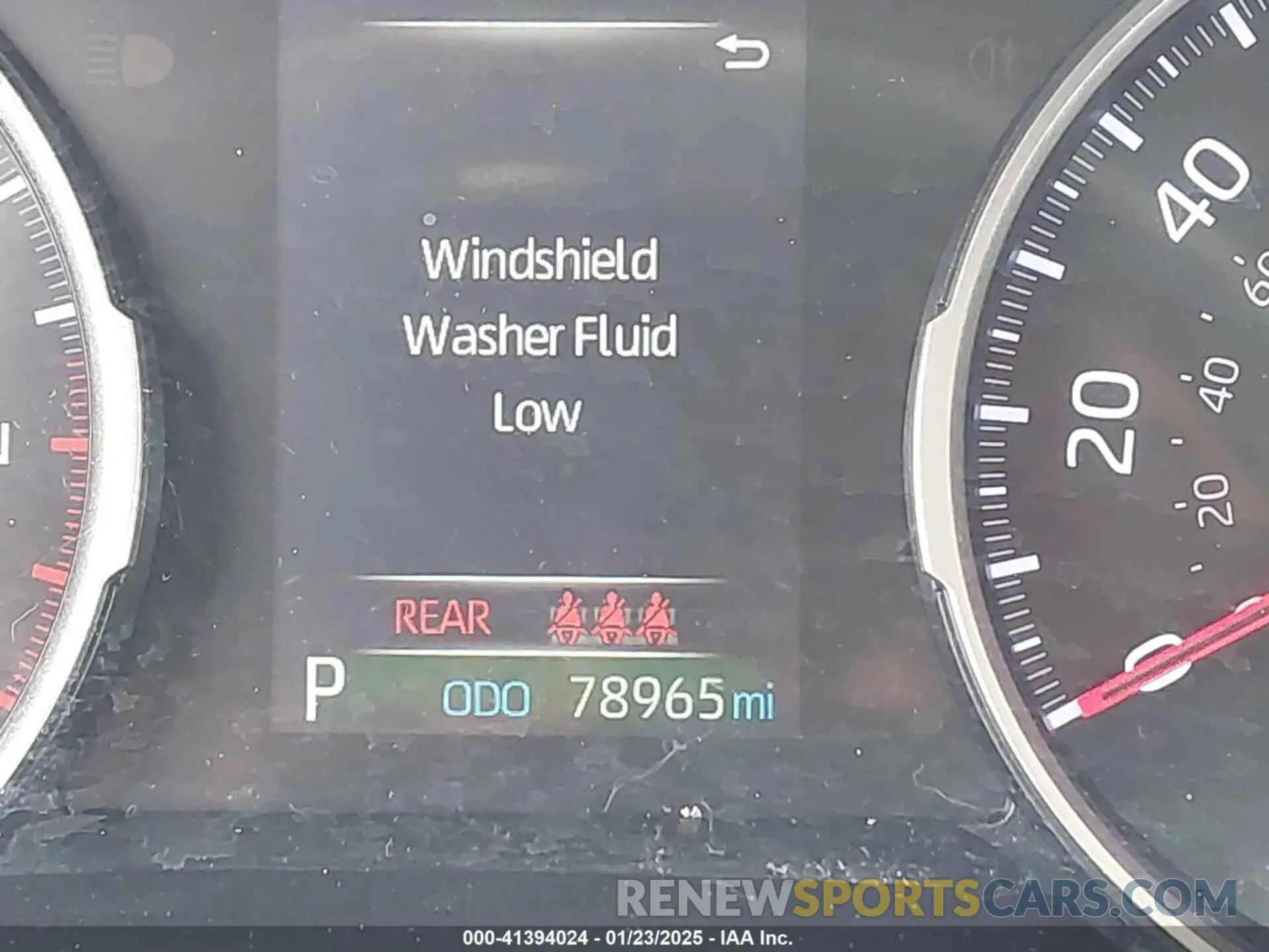 15 Photograph of a damaged car JTMF1RFV0KD031548 TOYOTA RAV4 2019